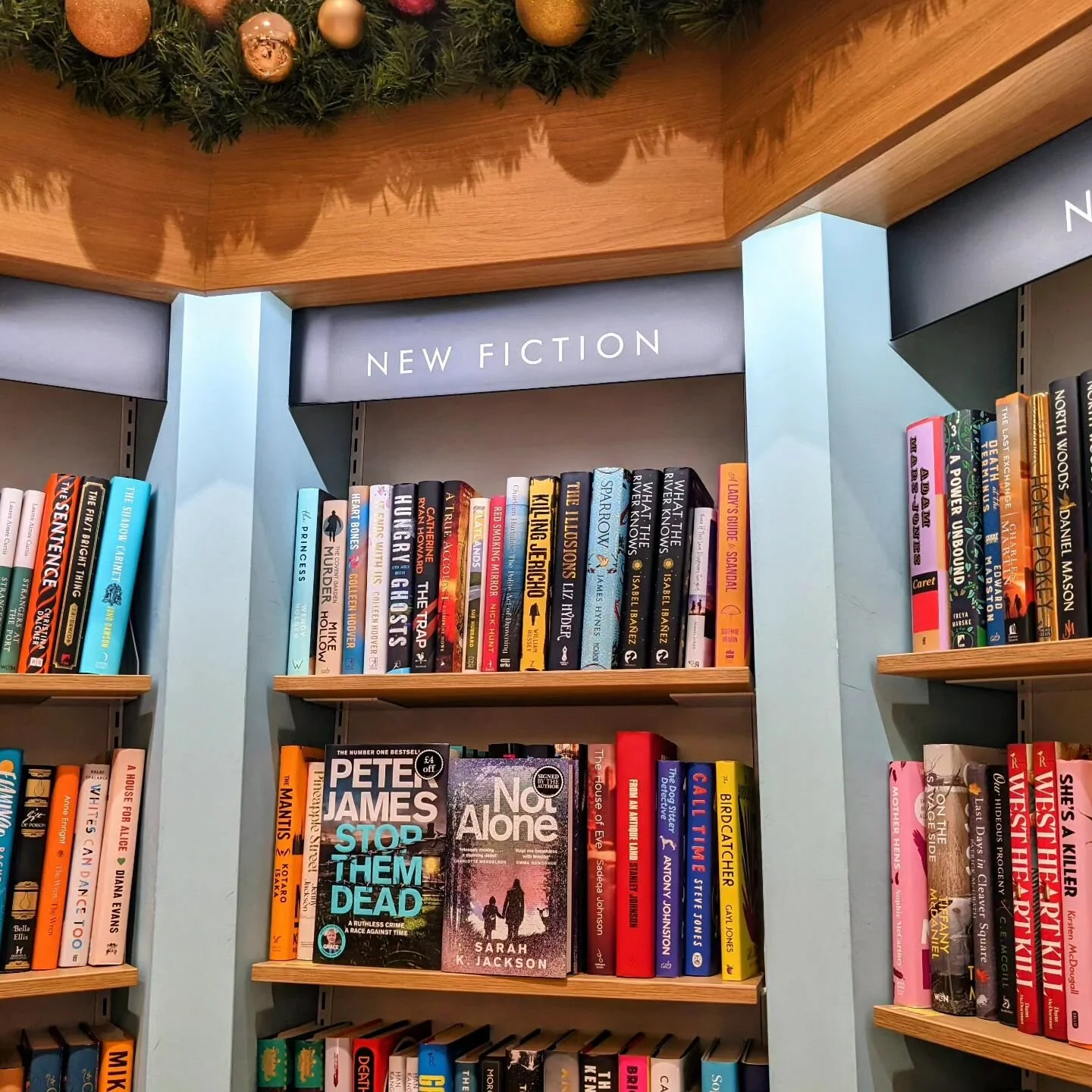 Signed and sitting pretty in @waterstonesvictoria :) Waiting for someone's Christmas stocking perhaps...🎁🎅

#NotAlone #christmasgiftideas #fictionlovers #braveauthors #speculativefiction #sciencefiction #clifi #lovestories #fictionalmothers #love #