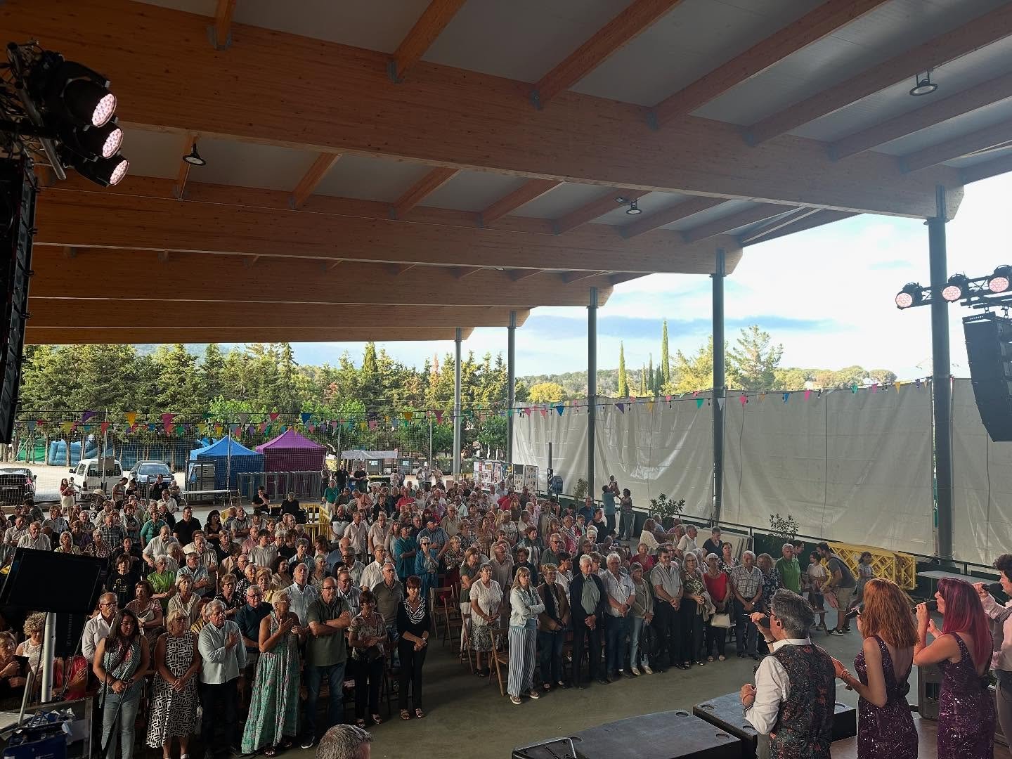 📸 Imatges de la nostra actuaci&oacute; a C&agrave;noves i Samal&uacute;s, en els actes de la Festa Major. 

👏🏻💪Volem agrair a ajcanovesisamalus, a tot el personal que ha fet possible dita actuaci&oacute; i, evidentment, a tot el públic que ha as