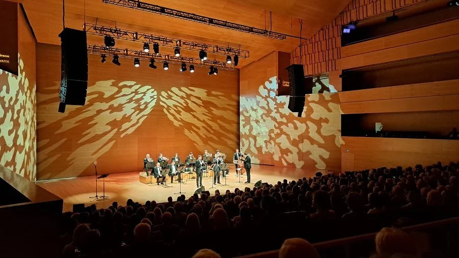 📸Imatges del nostre concert de m&uacute;sica per a cobla a l&rsquo; @auditori_gi amb la soprano @indira_ferrer_soprano ,  i la sardana d&rsquo;estrena del mestre Josep Cass&uacute;; posterior ballada a la pla&ccedil;a del vi de Girona i concert i se