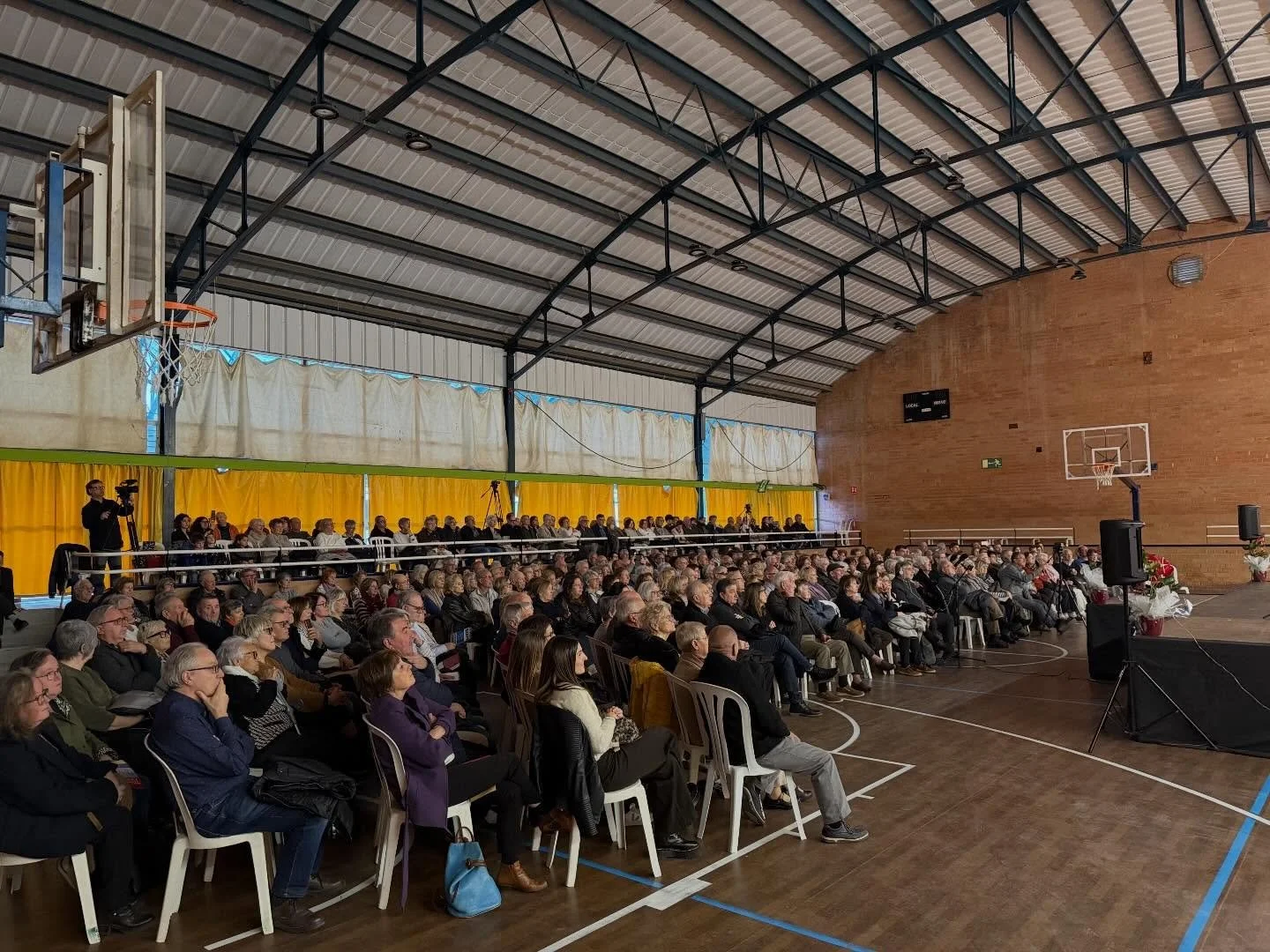 📸Imatges de la nostra actuaci&oacute; a Puig-reig, en la celebraci&oacute; dels 70 anys de la Colla Joventut
Sardanista i amb un record especial per a n&rsquo;en Ramon Noguera, llegat del qual continua ben present; de manera conjunta amb els company