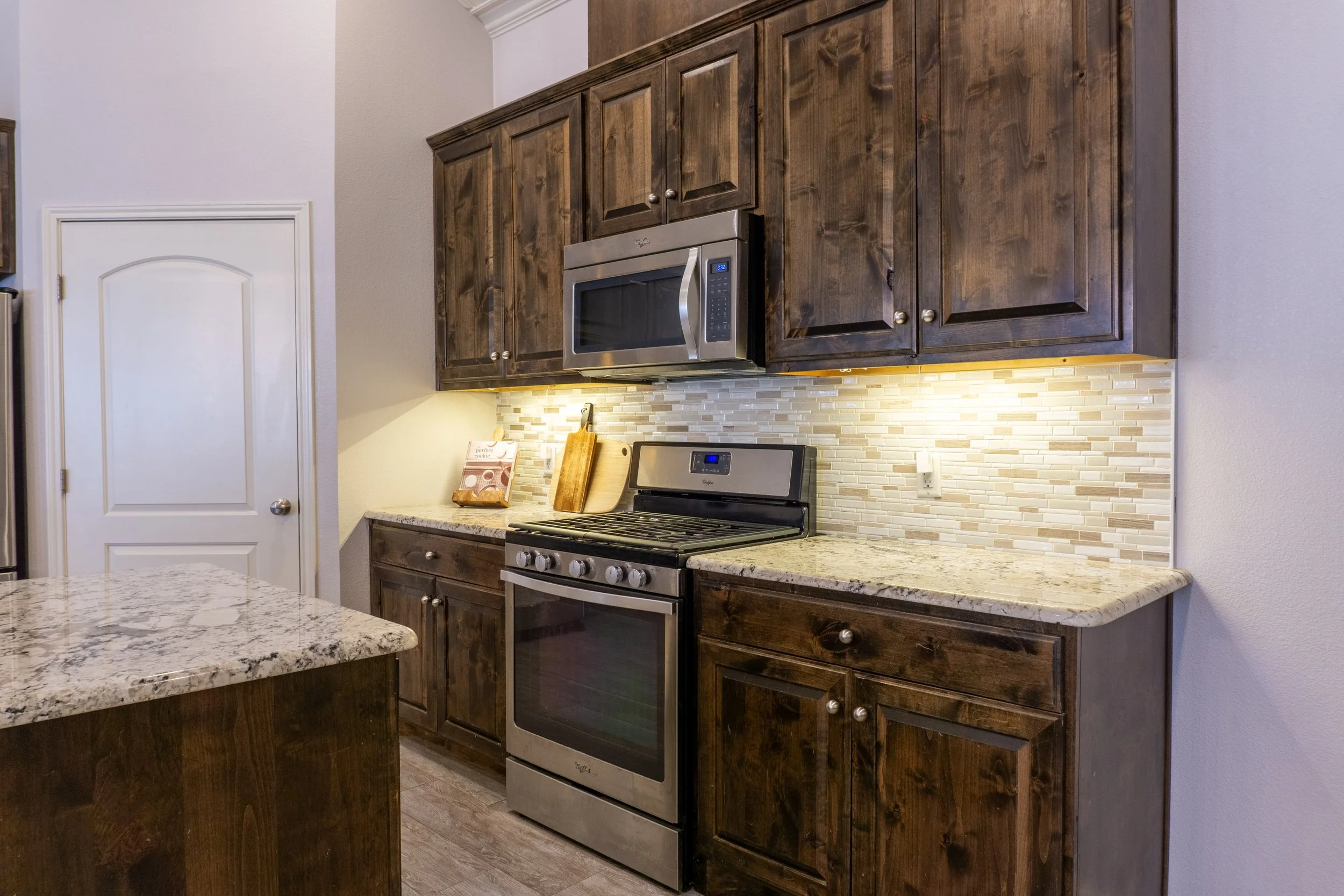 Mayfield, Dagan 5309 Bella Plz -27.jpg