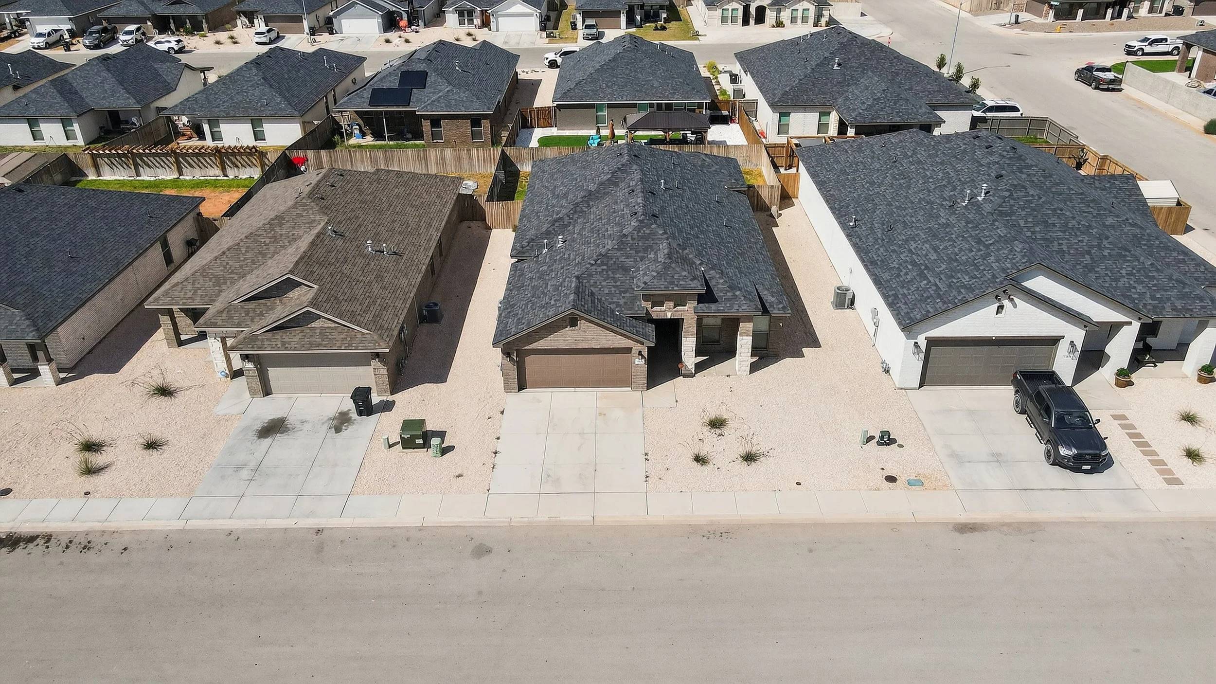 004_dji_fly_20251001_151804_512_1759350021789_photo.jpg