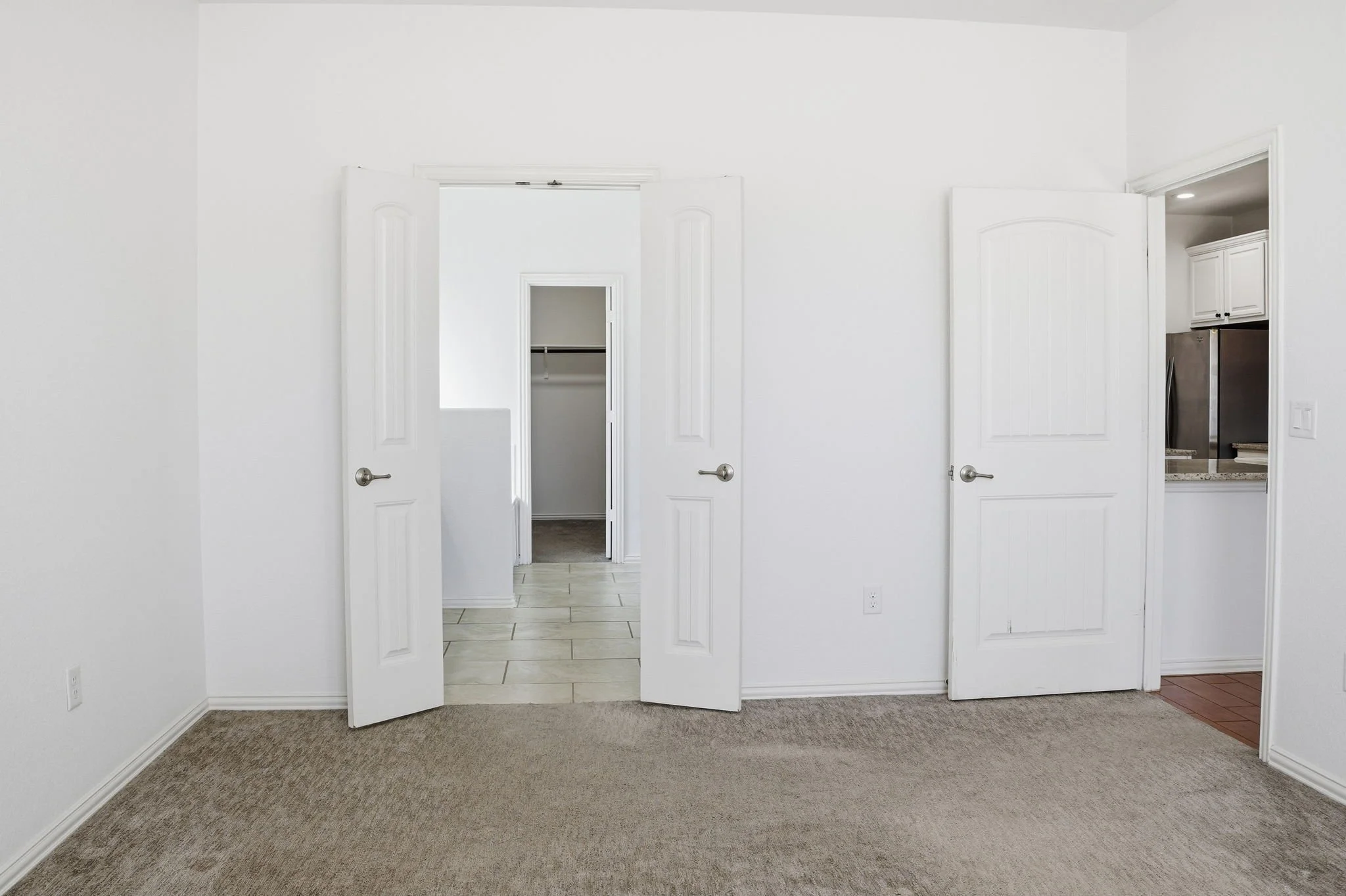 16-web-or-mls-6419Commonwealth_005 (2).jpg