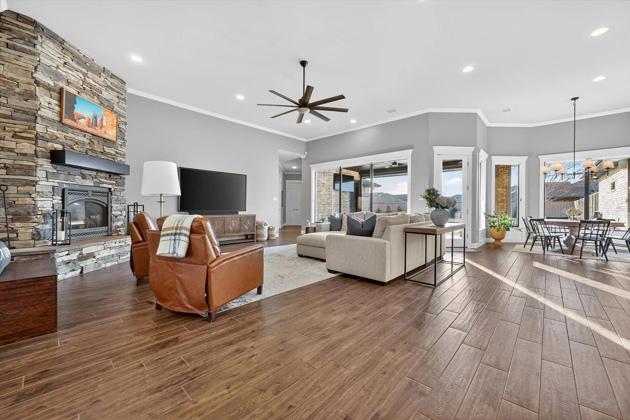 17-2205 Homestead Ct_0814.jpg