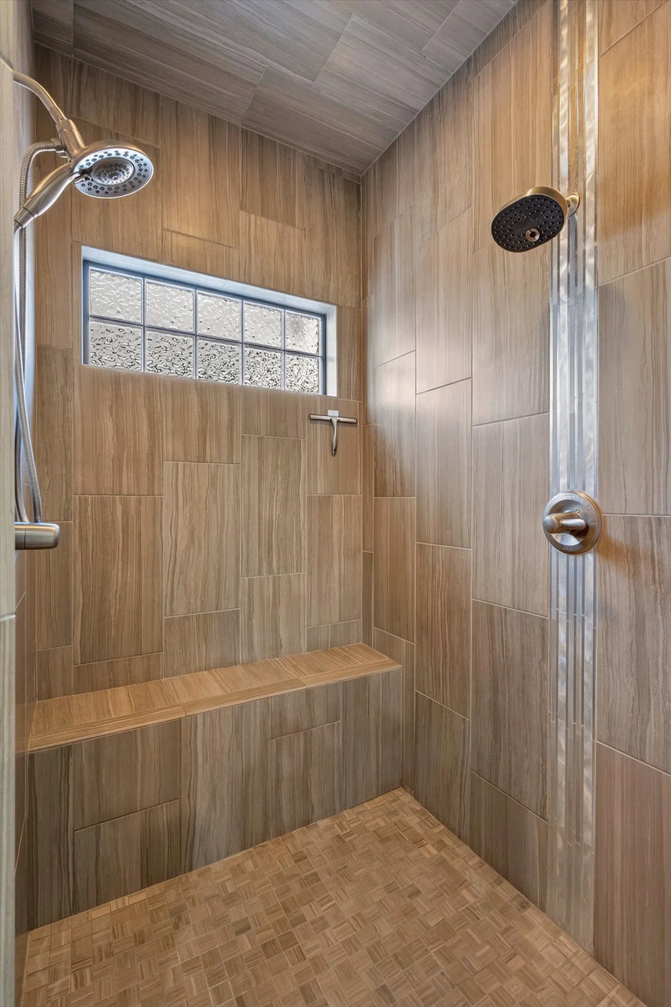 37-2205 Homestead Ct_0719.jpg