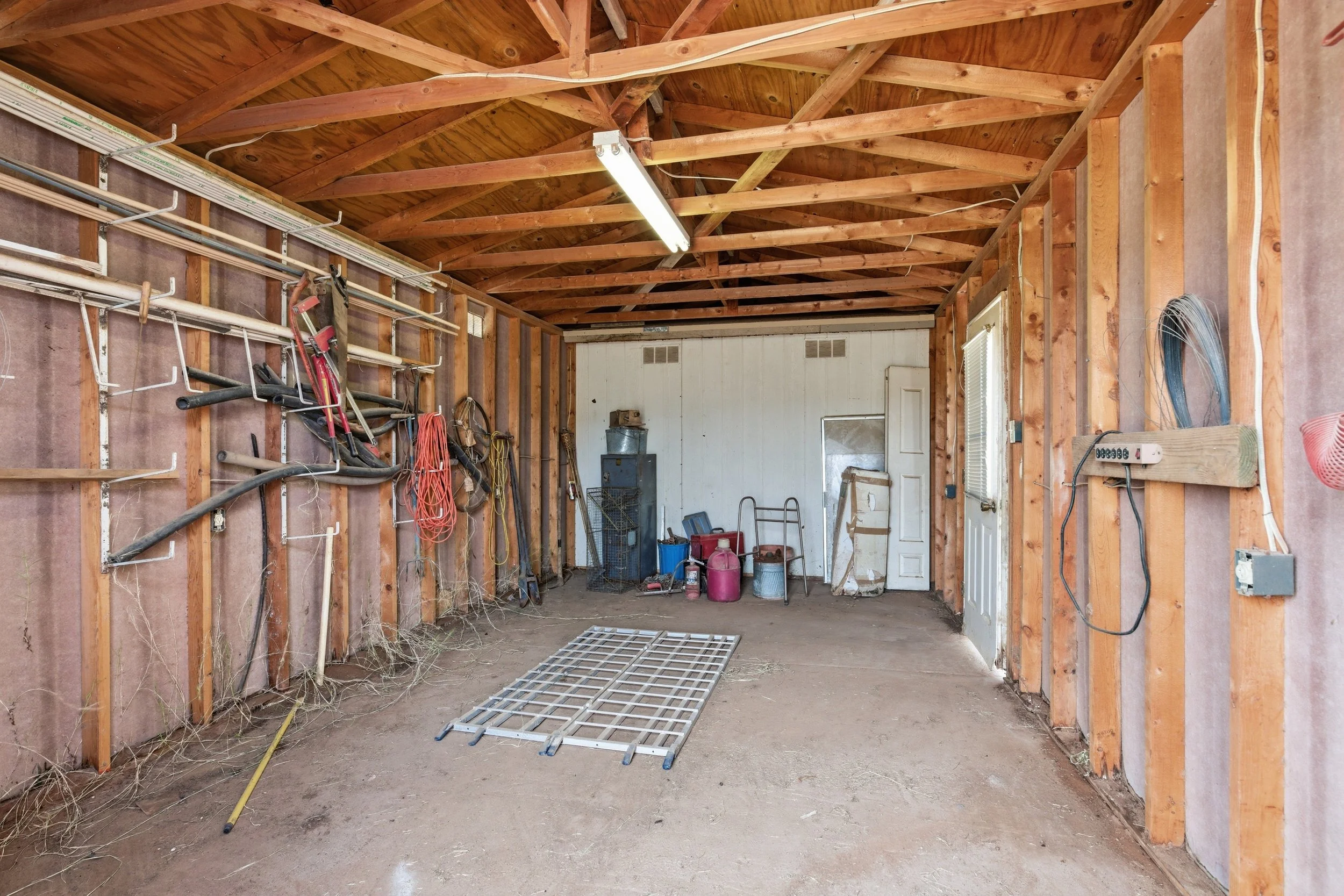 4709_S_County_Rd_1205_053.jpg