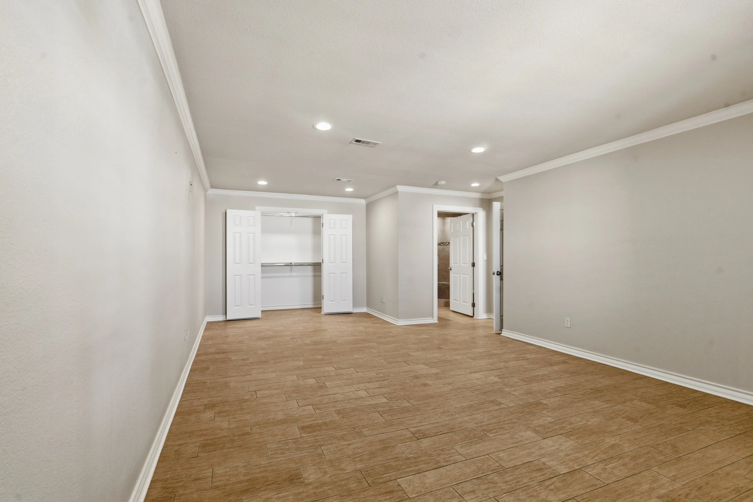 8101_Florida_Ave_026.jpg