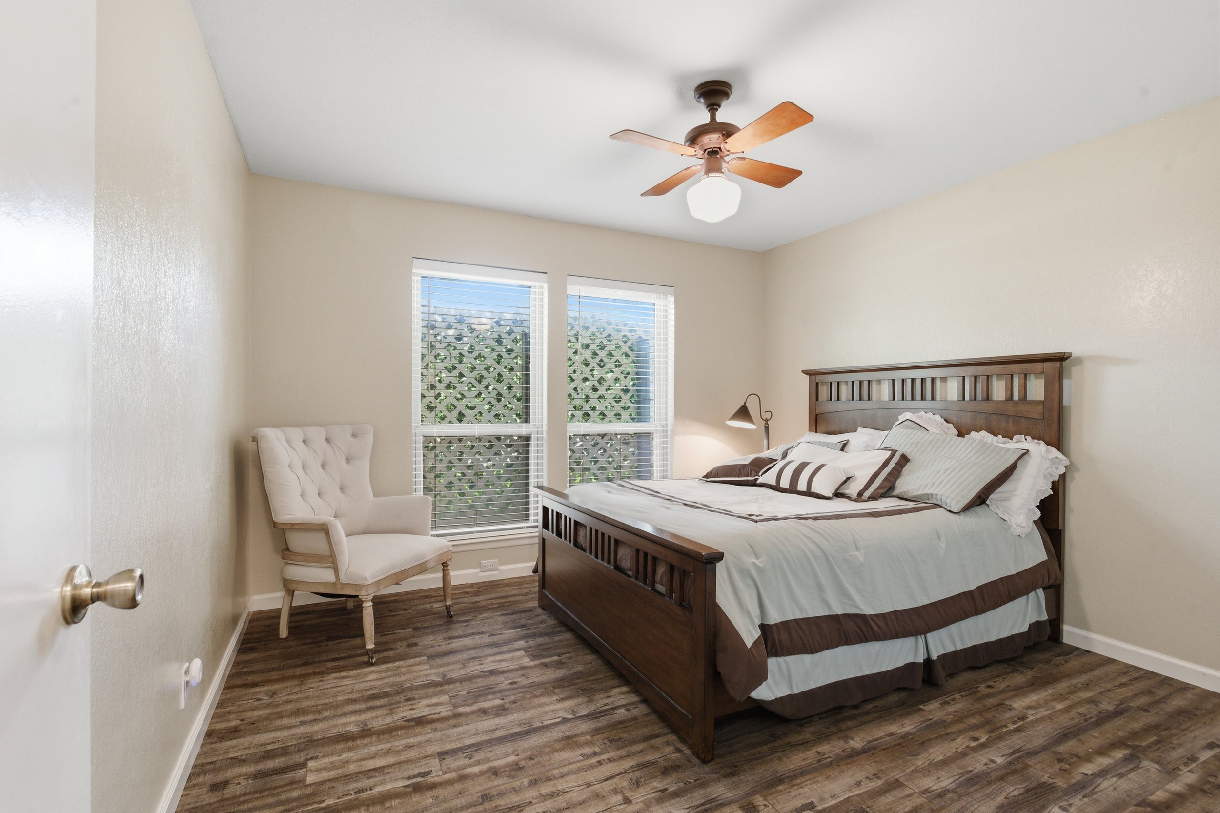 4213_Ferncliff_Ave_007.jpg