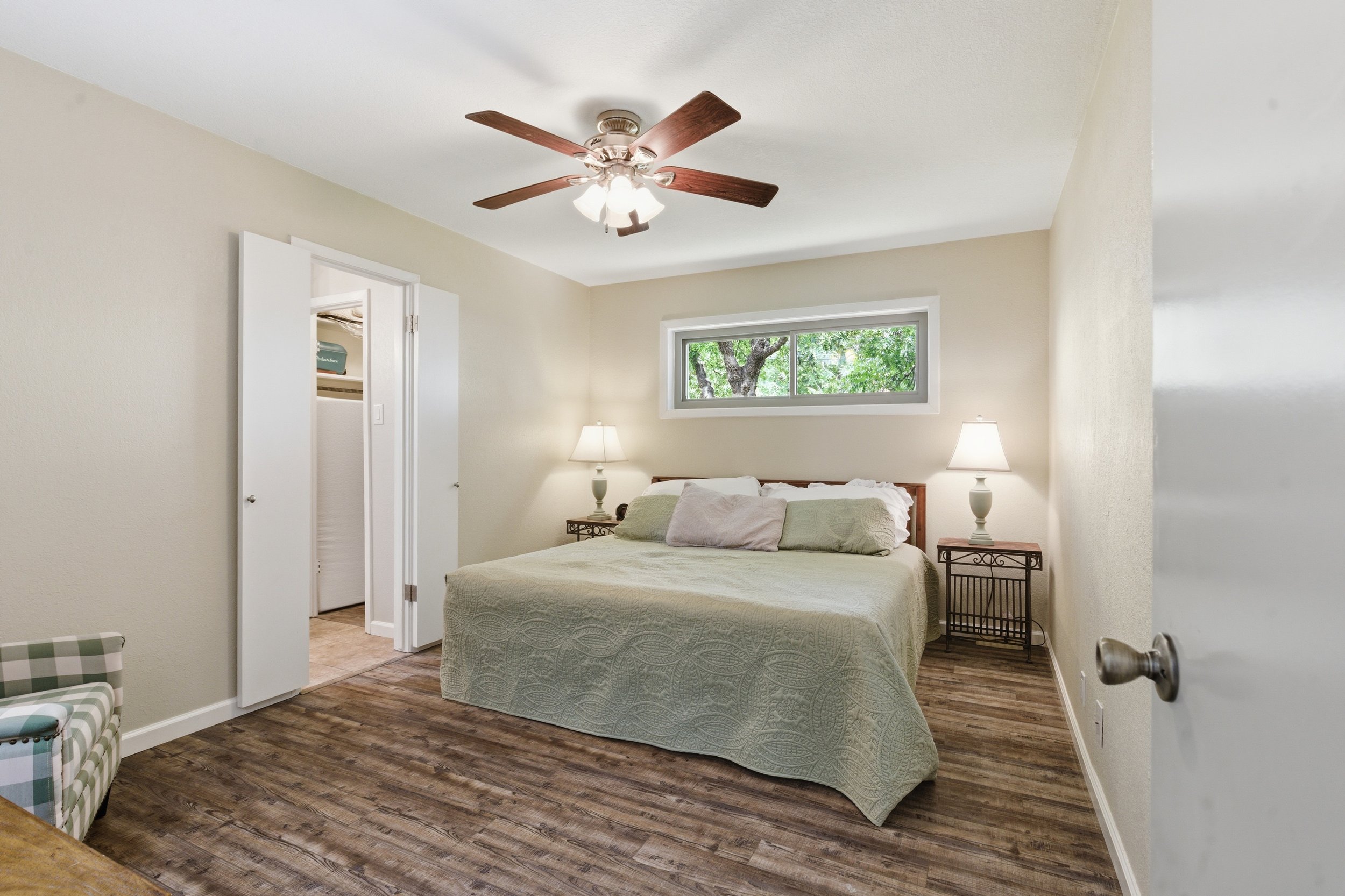 4213_Ferncliff_Ave_012.jpg