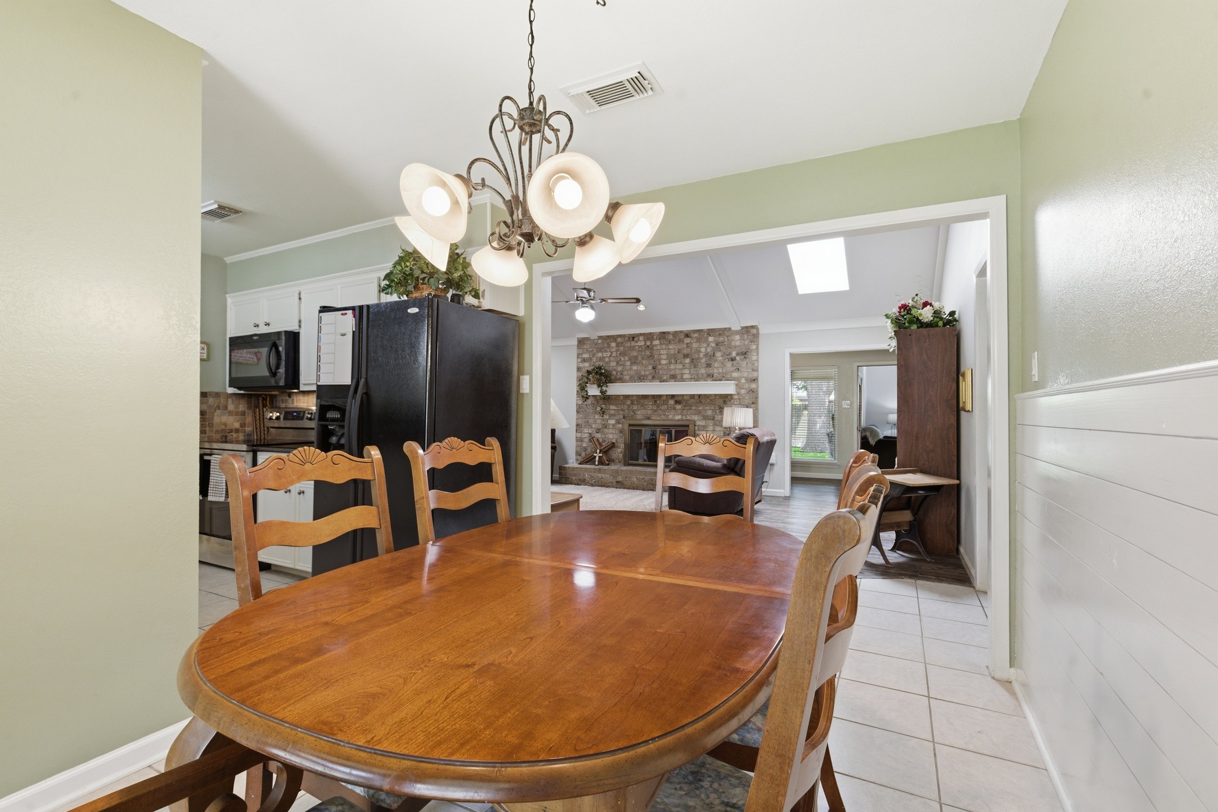 4213_Ferncliff_Ave_020.jpg