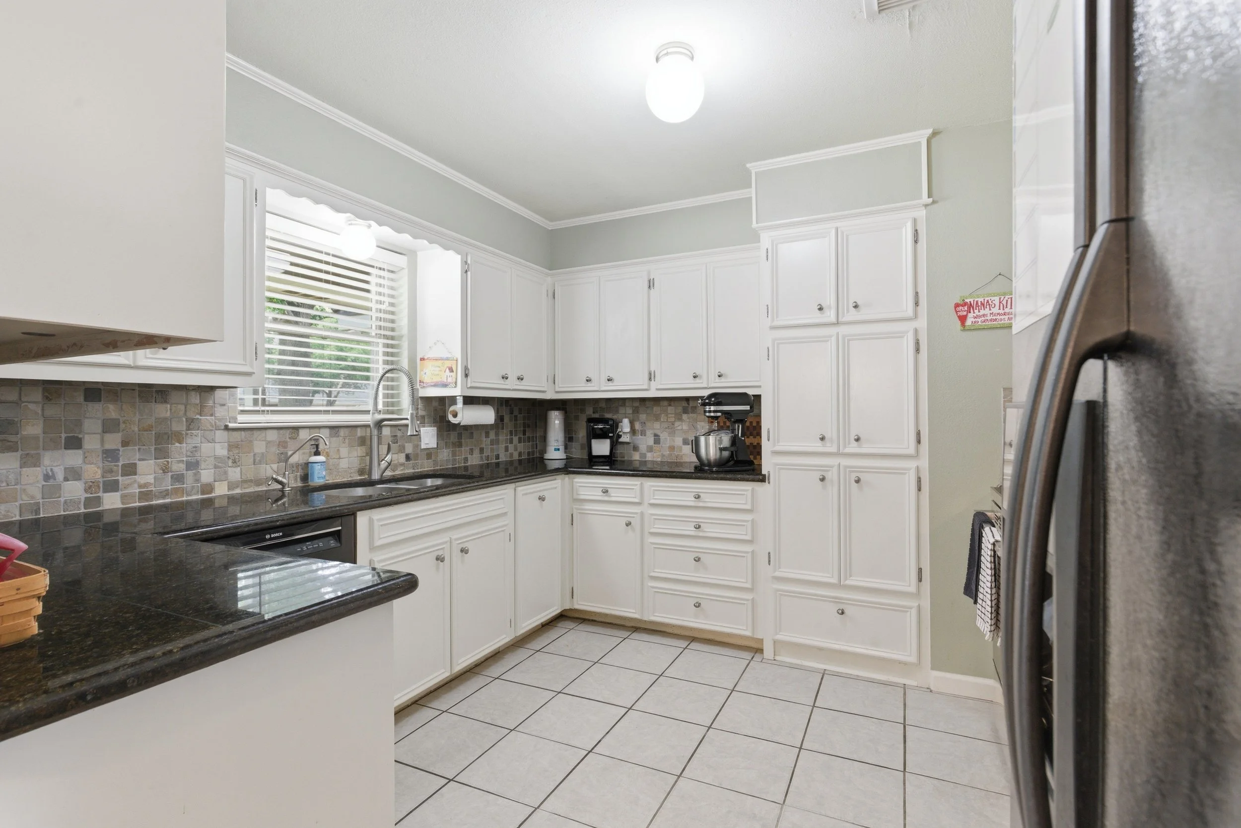 4213_Ferncliff_Ave_022.jpg