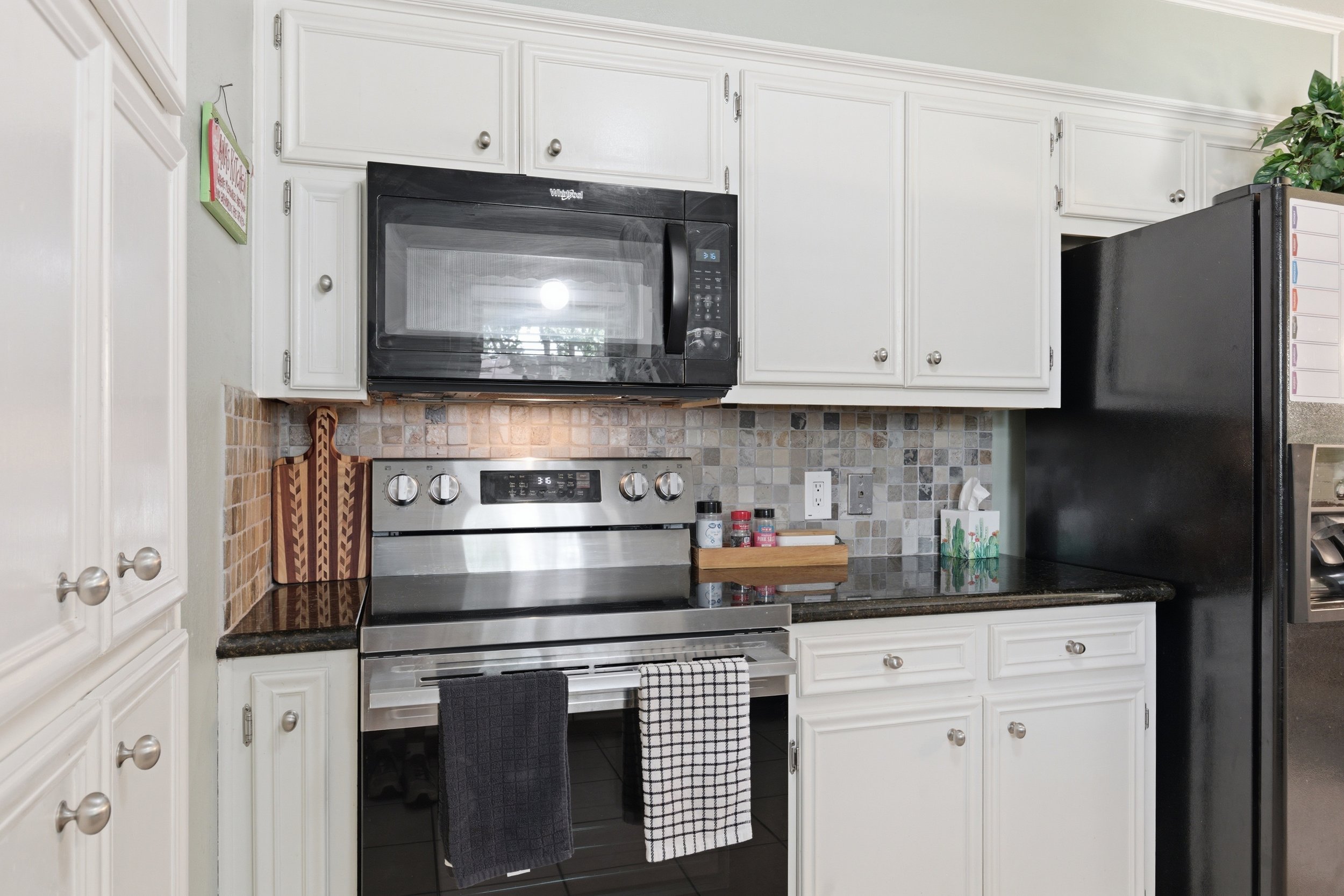 4213_Ferncliff_Ave_023.jpg
