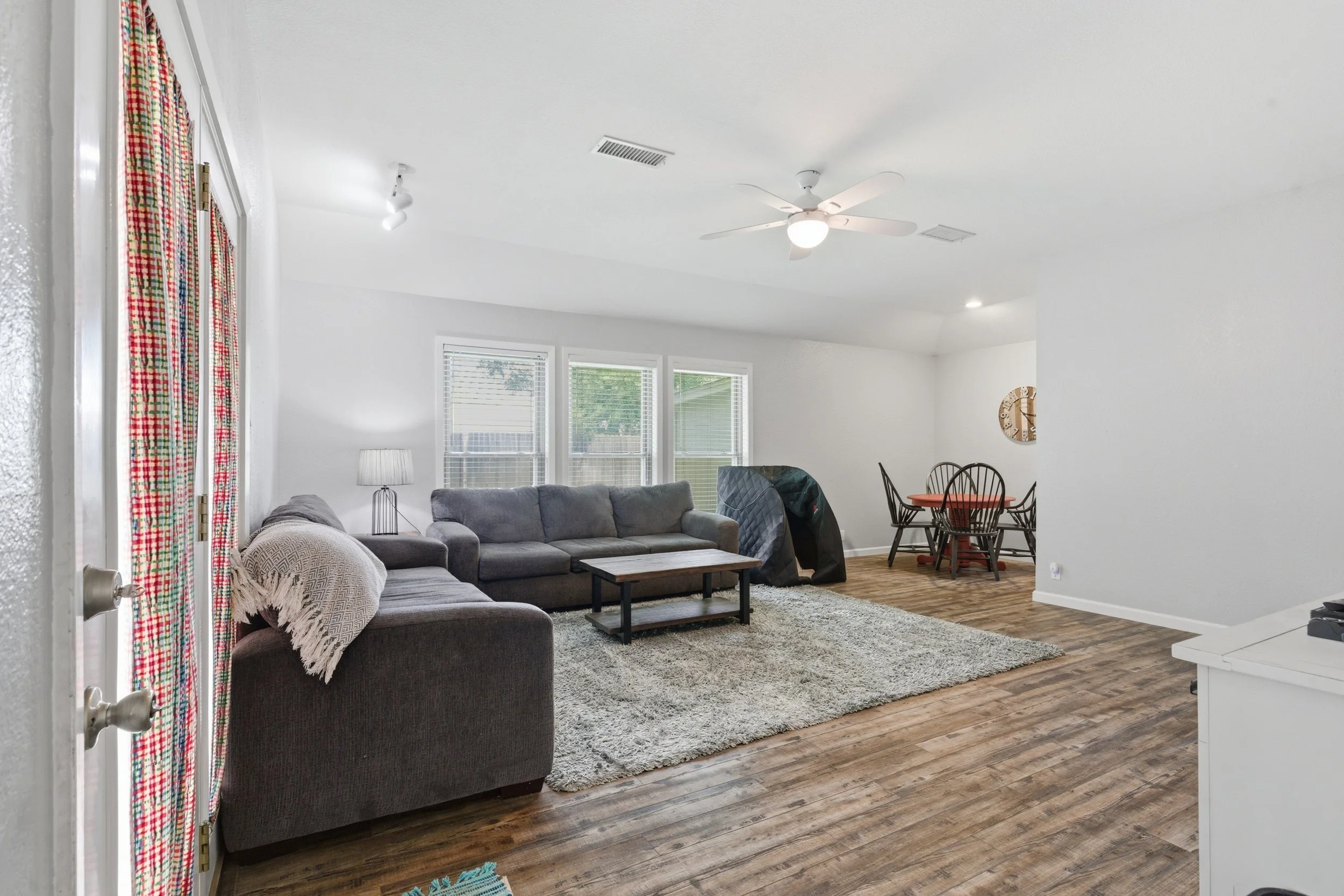 4213_Ferncliff_Ave_025.jpg