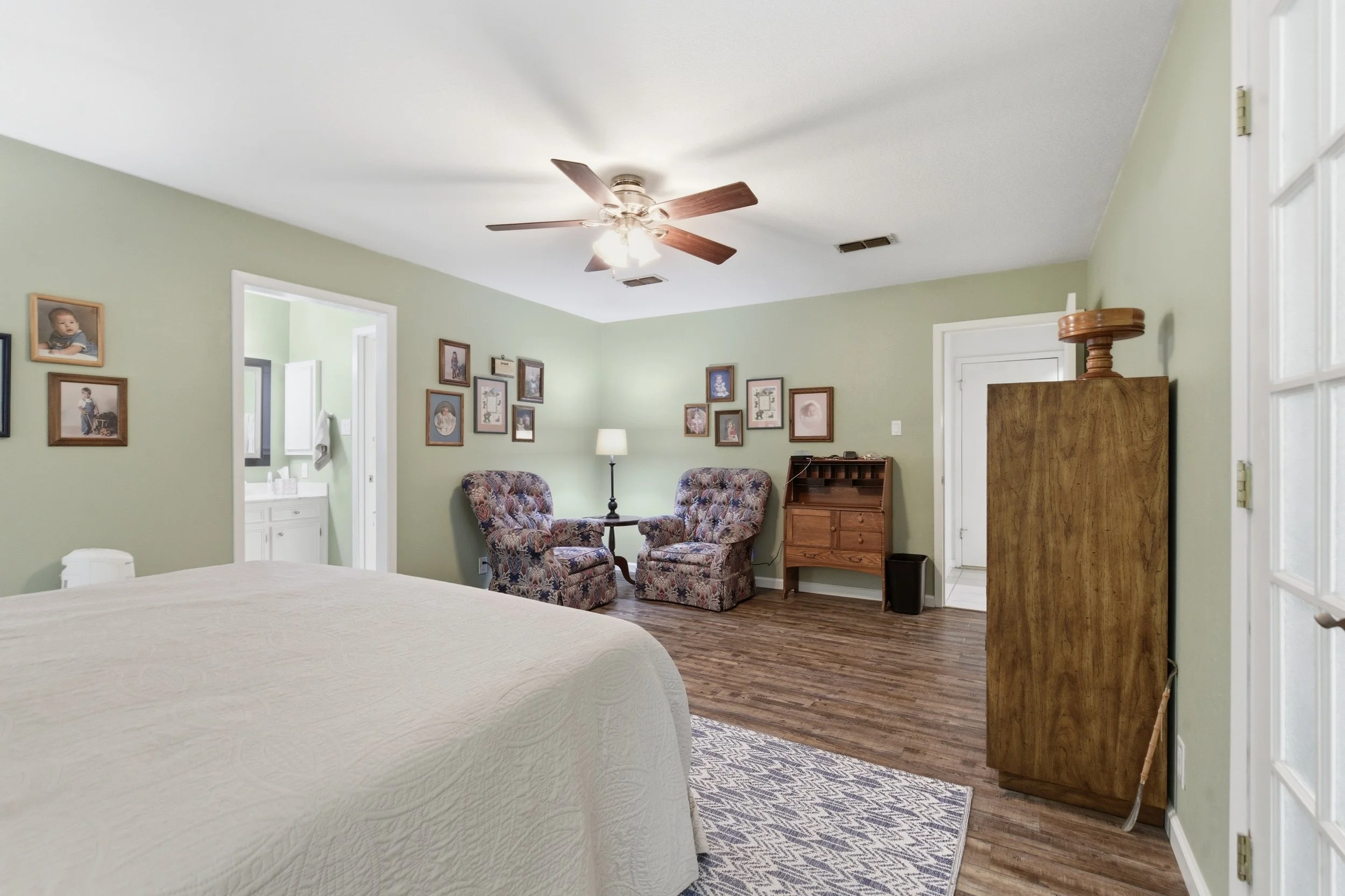 4213_Ferncliff_Ave_030.jpg