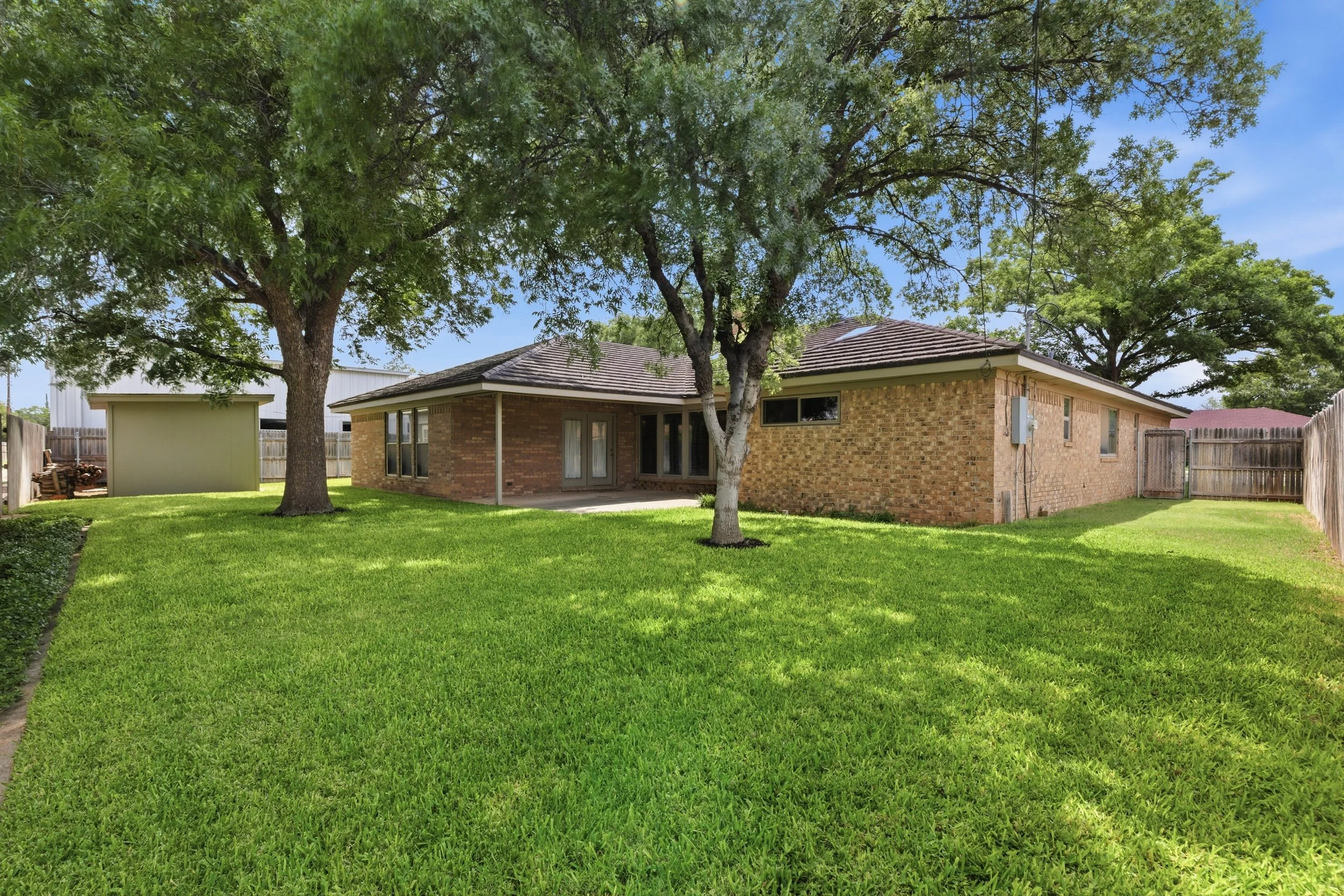 4213_Ferncliff_Ave_037.jpg