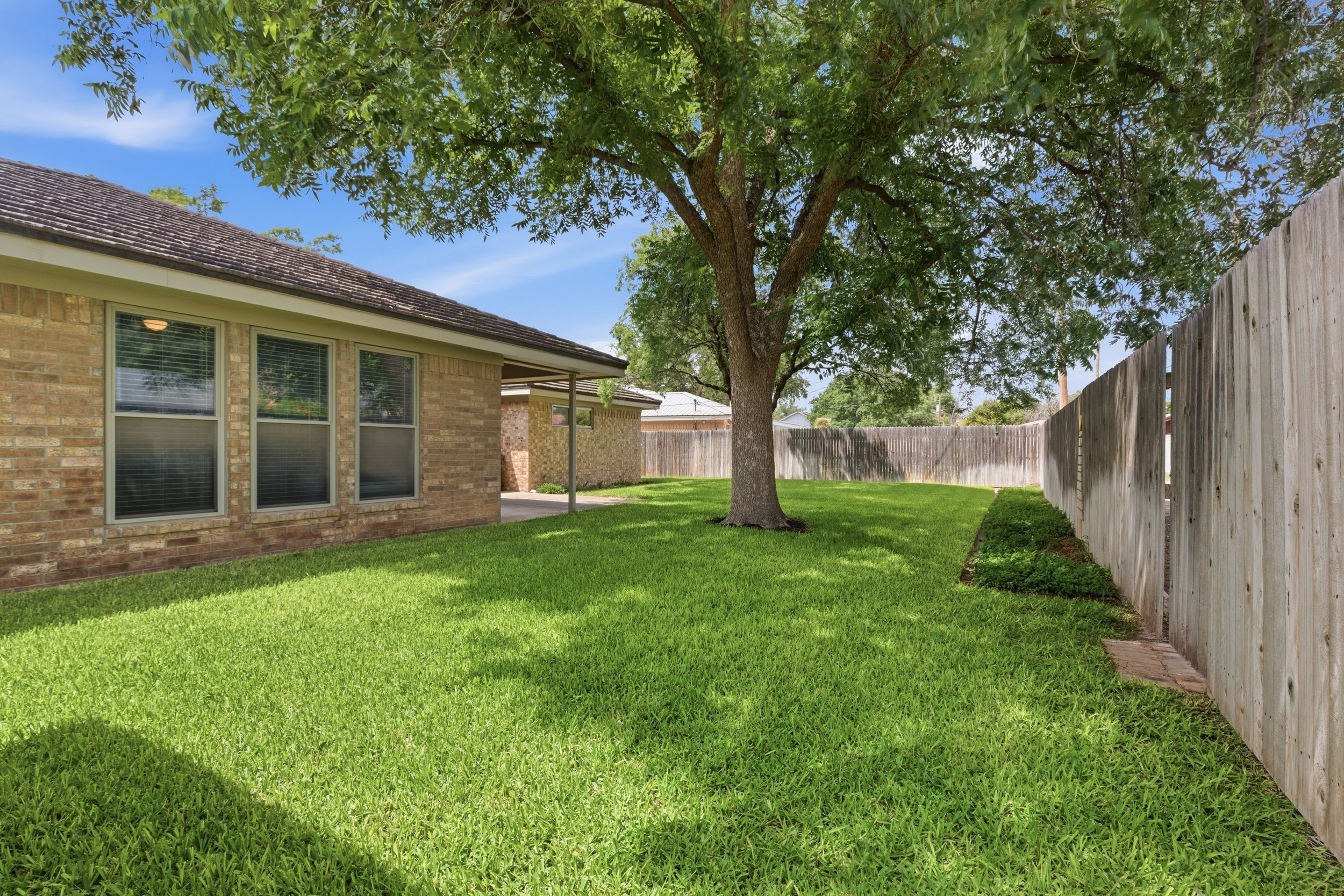 4213_Ferncliff_Ave_039.jpg