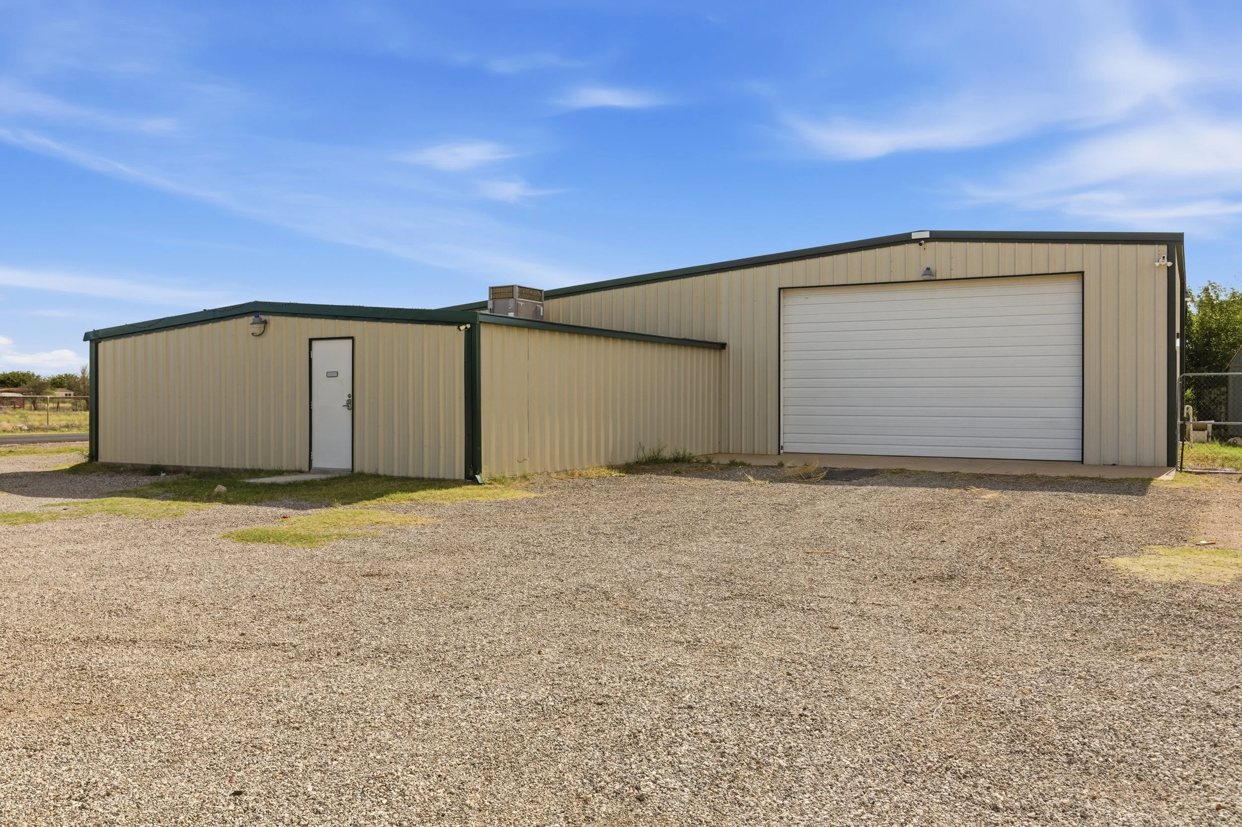 5914_FM715_023.jpg