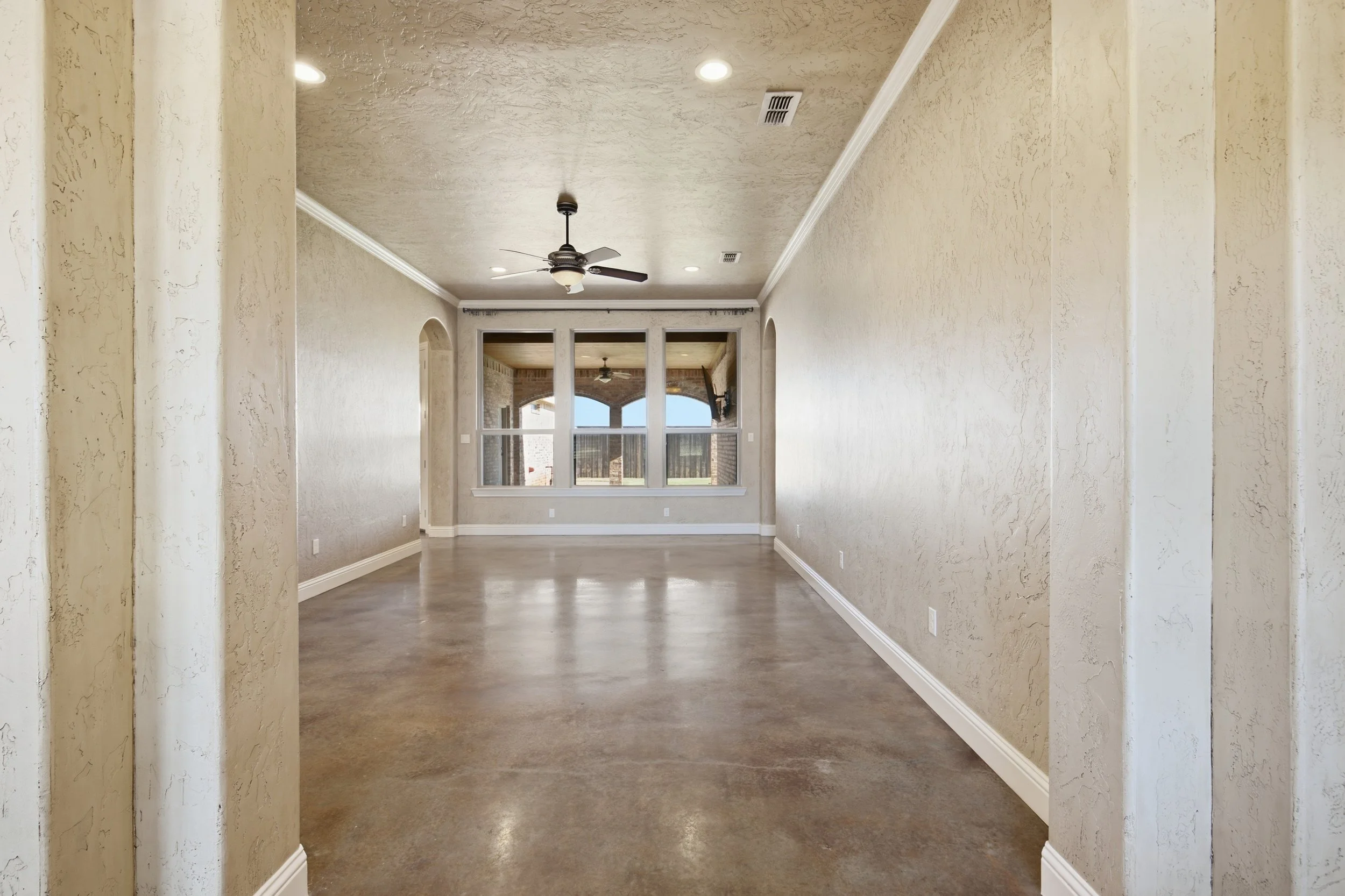 4316_Wood_Drive_Midland_001.jpg