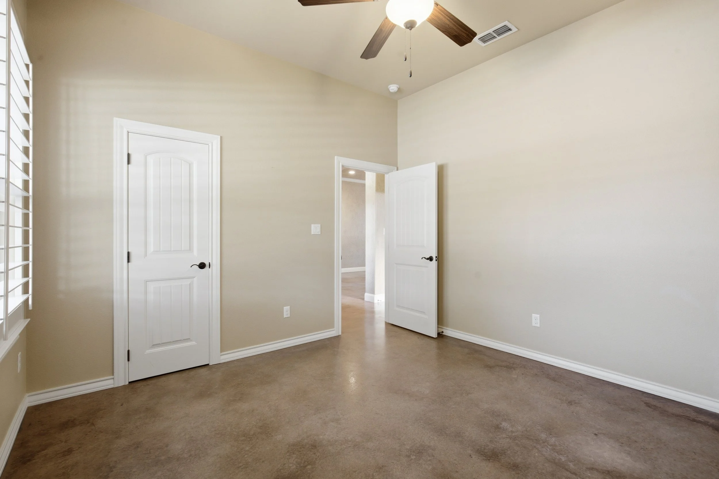 4316_Wood_Drive_Midland_006.jpg