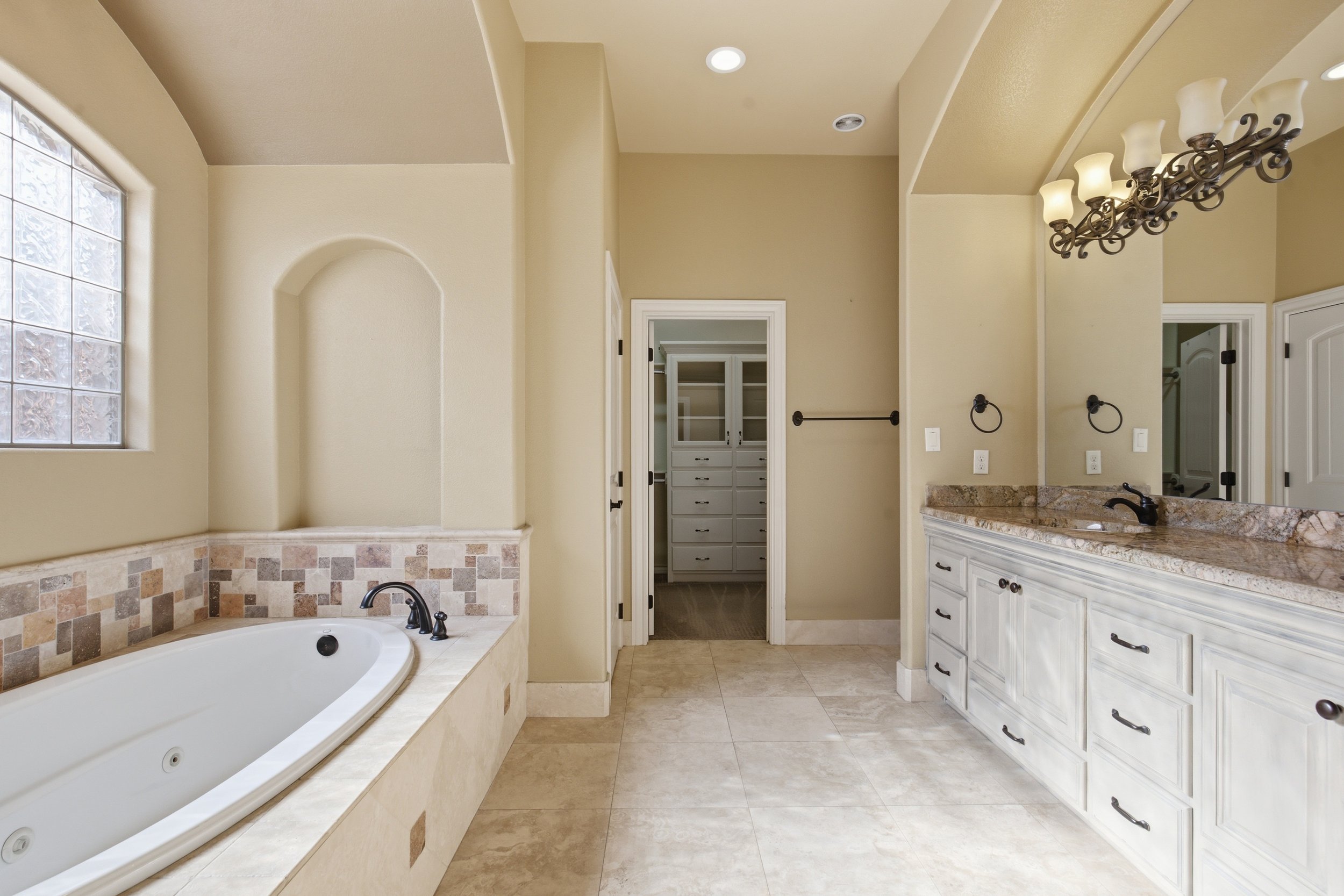 4316_Wood_Drive_Midland_011.jpg