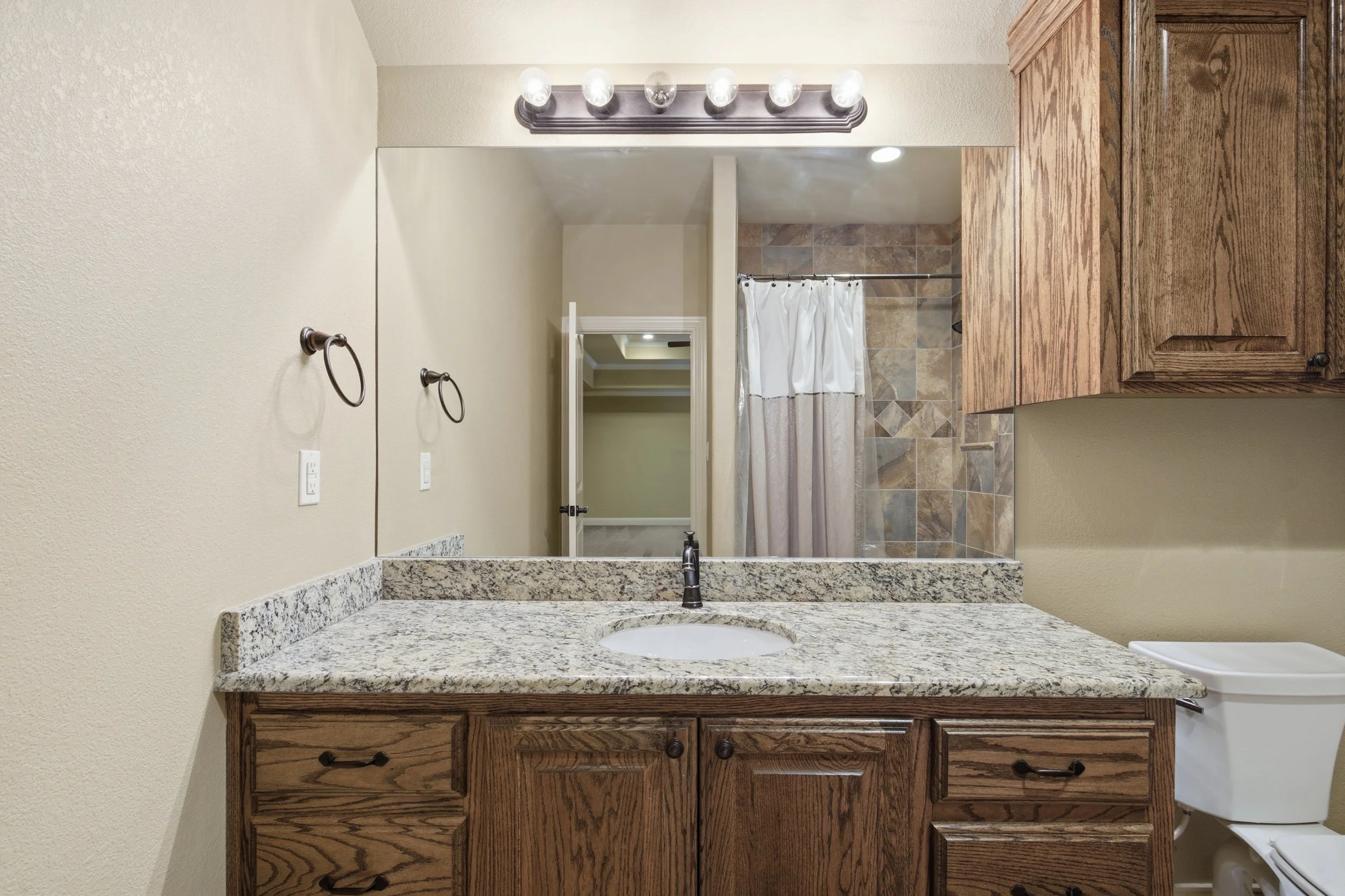 4316_Wood_Drive_Midland_036.jpg