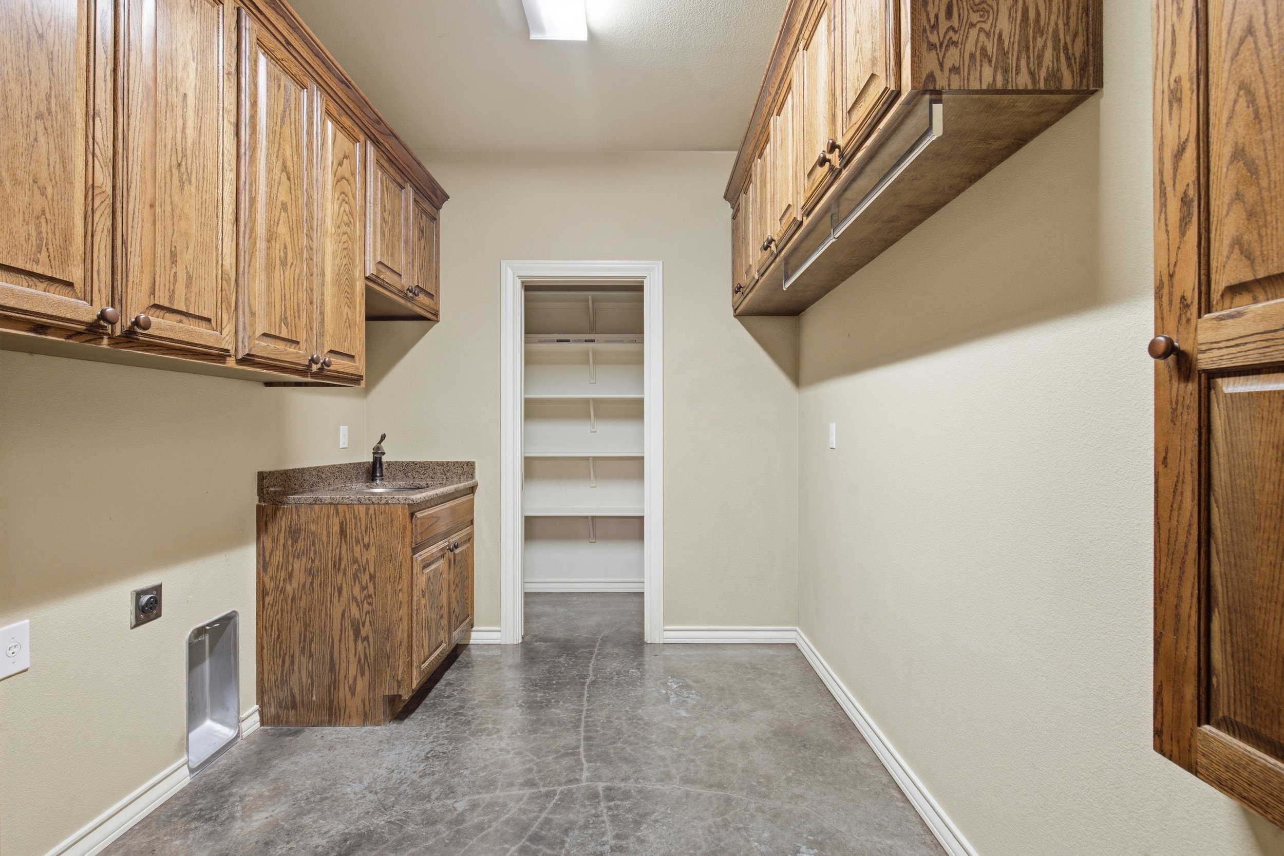 4316_Wood_Drive_Midland_032.jpg