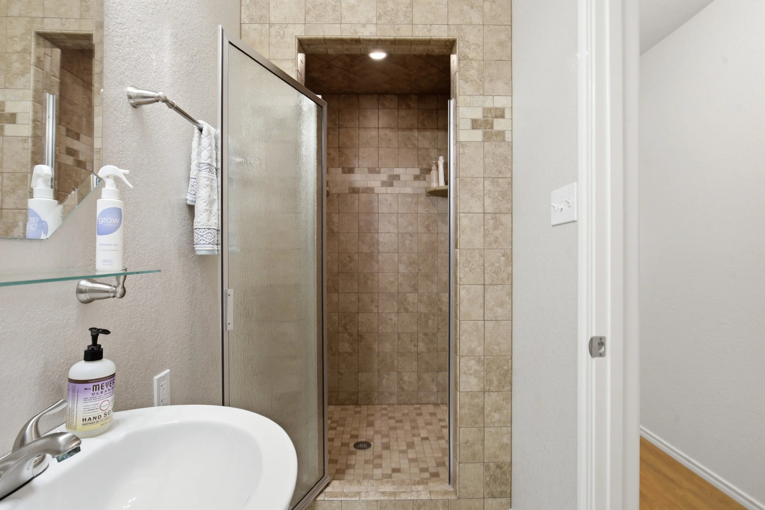 3204_Boyd_Avenue_Midland_004.jpg