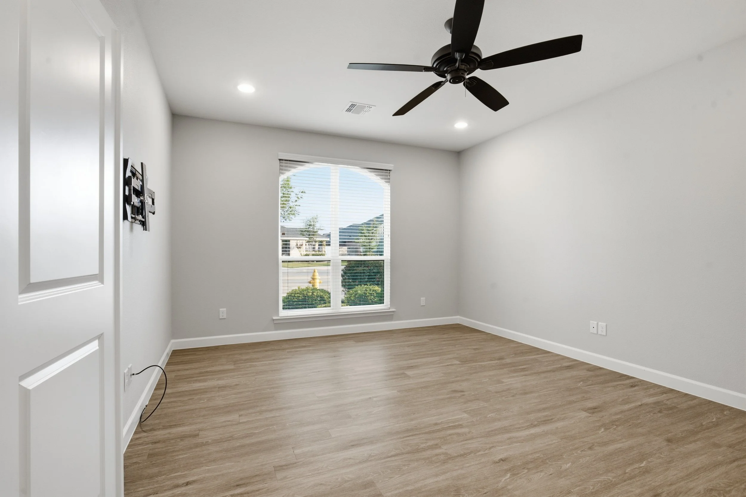 6104_Lampasas_Court_Midland_002.jpg