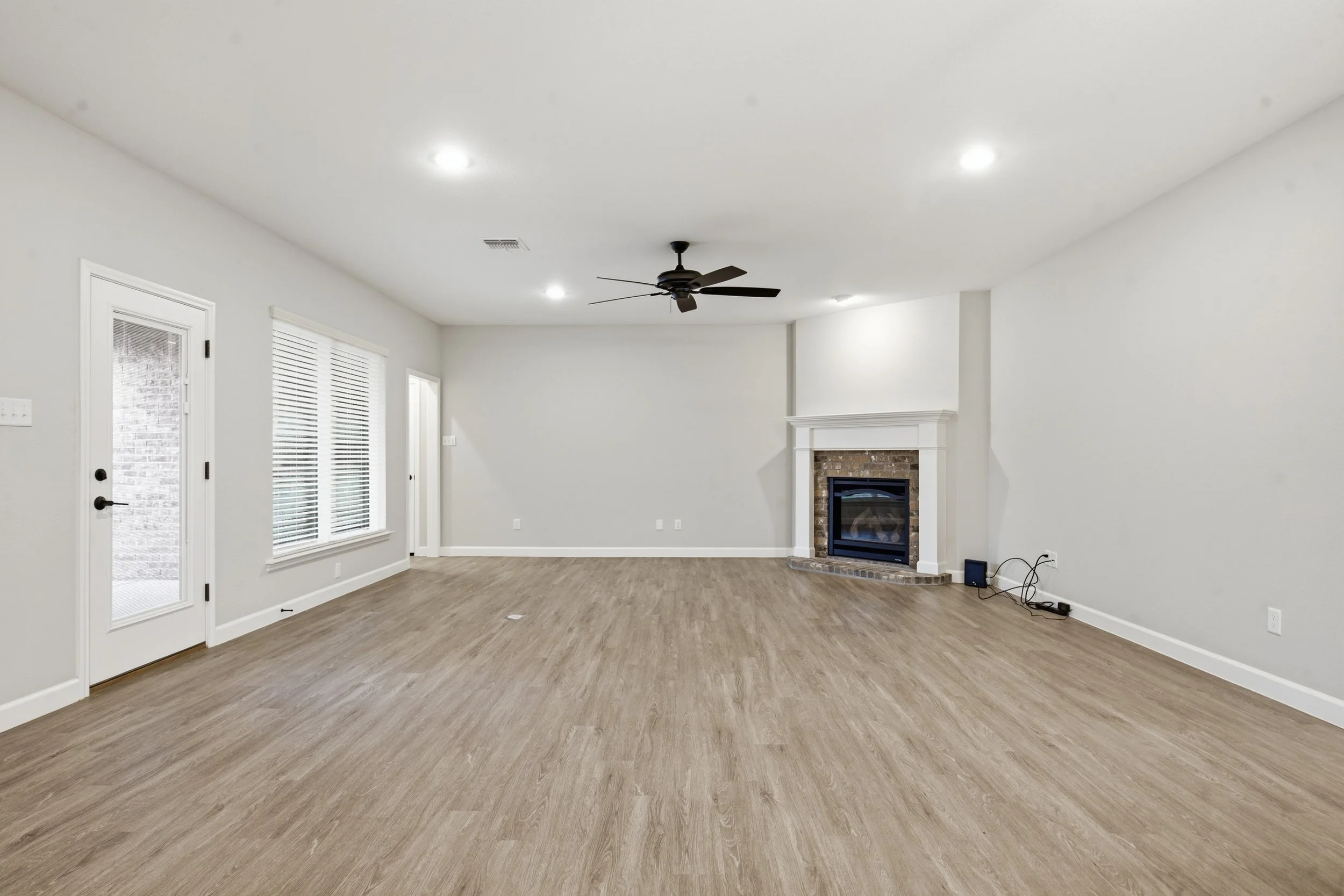 6104_Lampasas_Court_Midland_018.jpg