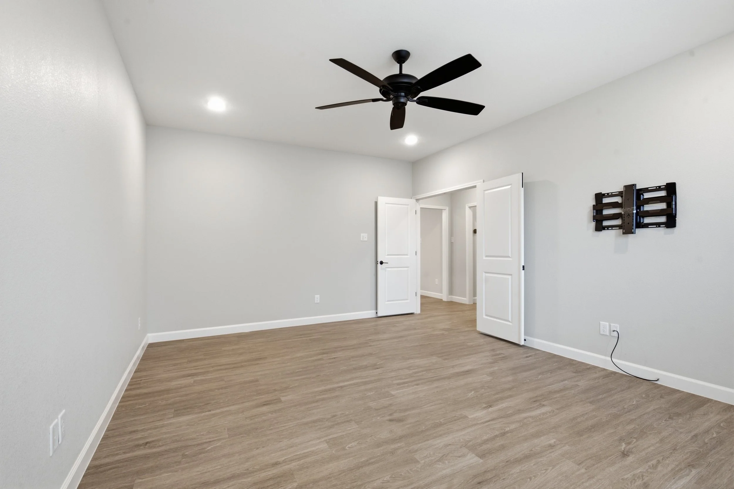 6104_Lampasas_Court_Midland_003.jpg
