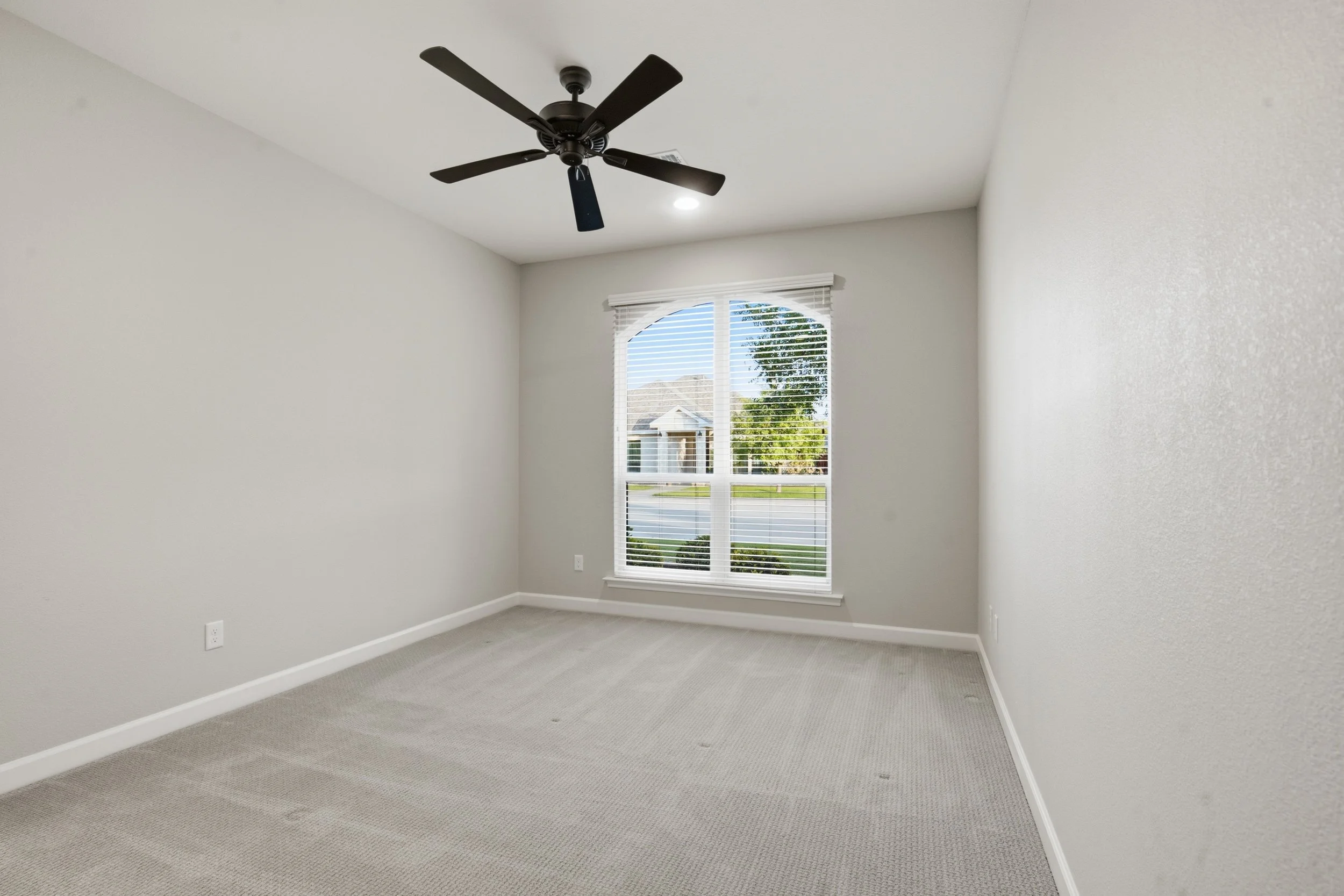 6104_Lampasas_Court_Midland_009.jpg