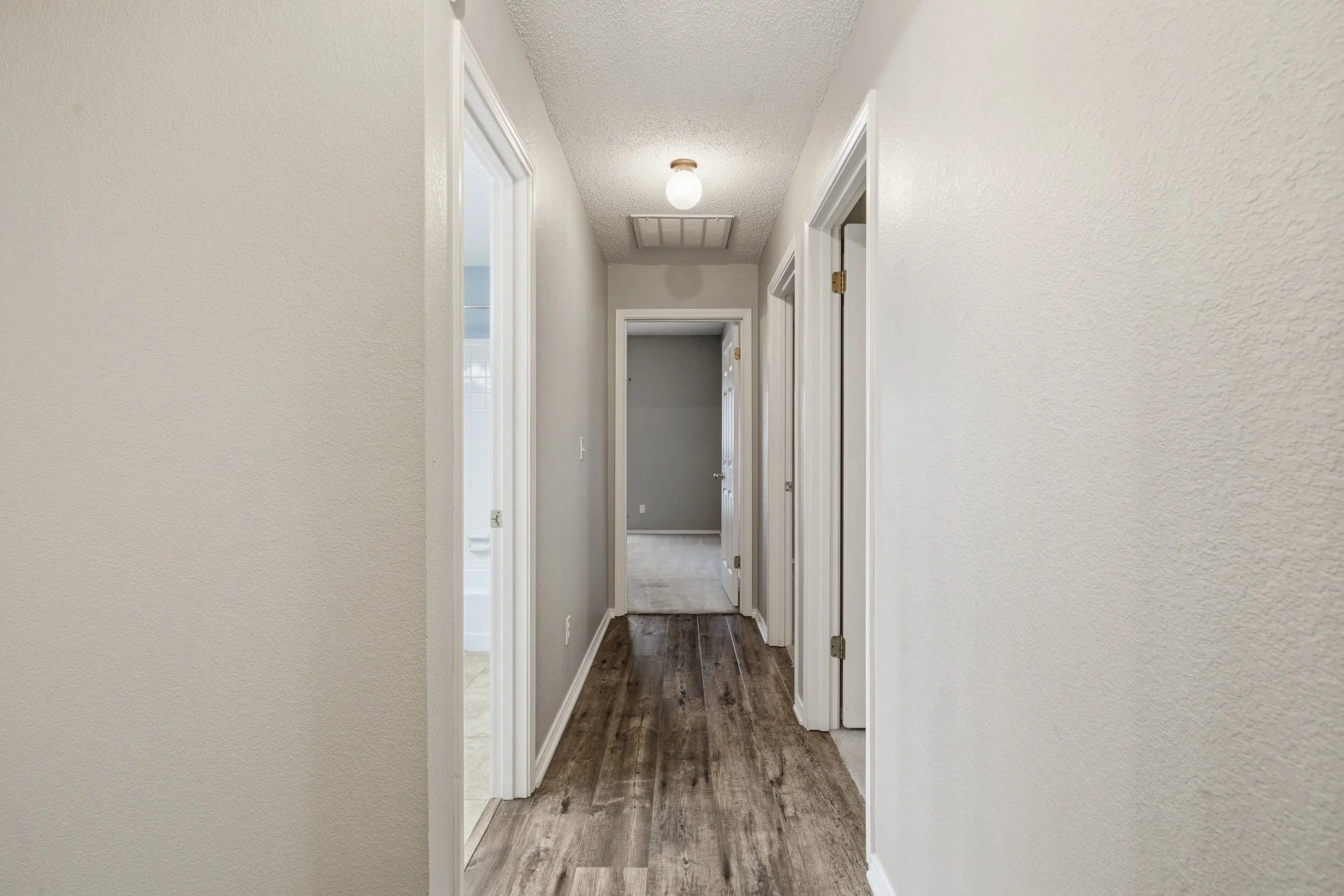4820_Timber_Lane_Midland_008.jpg