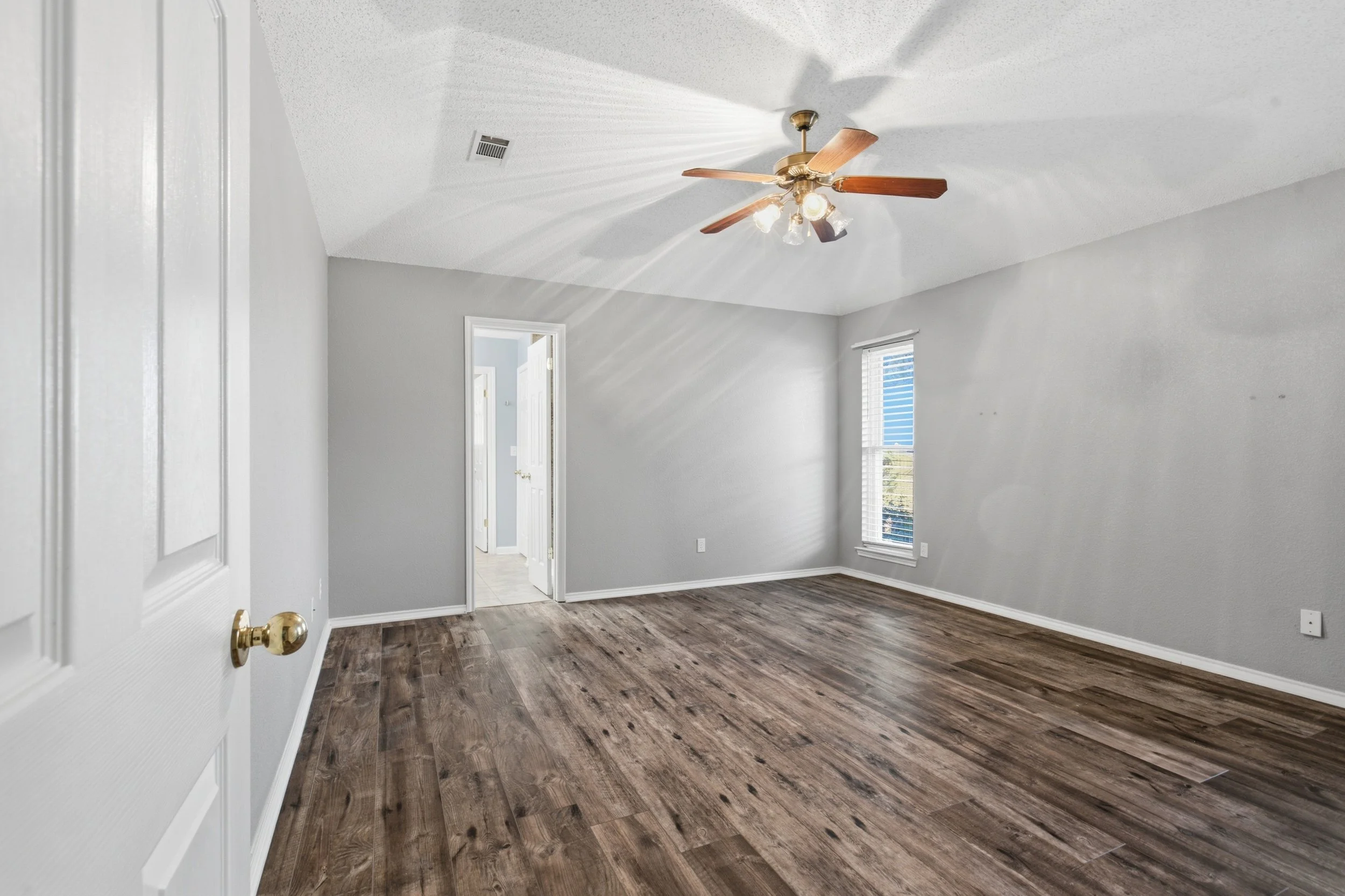 4820_Timber_Lane_Midland_028.jpg