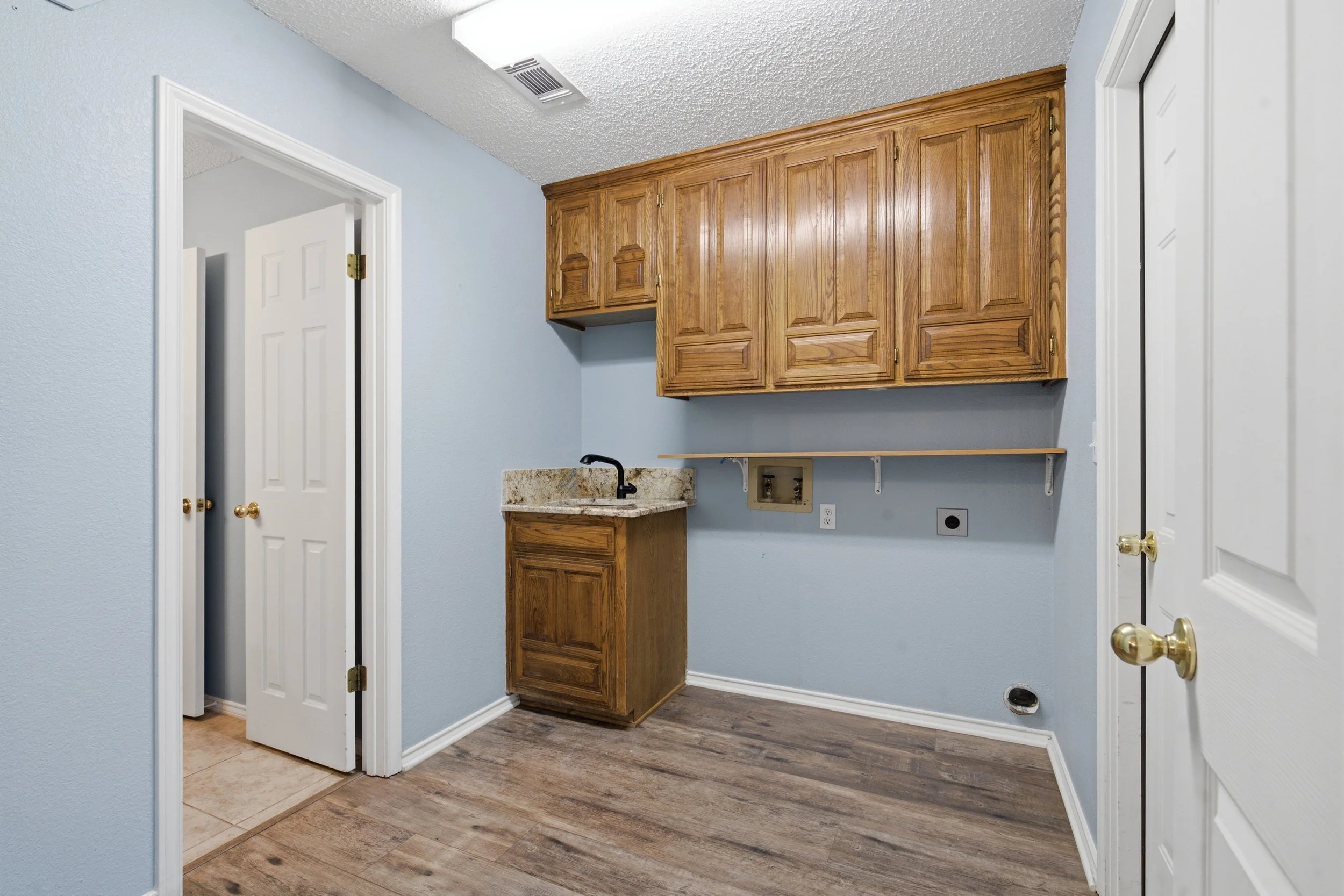 4820_Timber_Lane_Midland_018.jpg