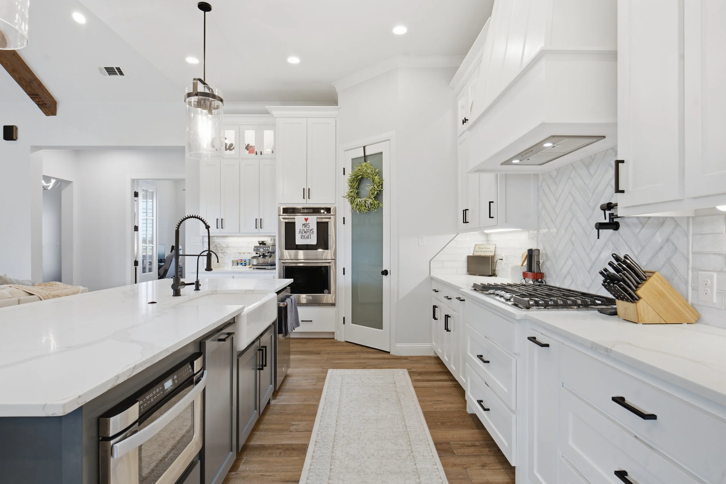 5101_Riverside_Drive_Midland_009.jpg