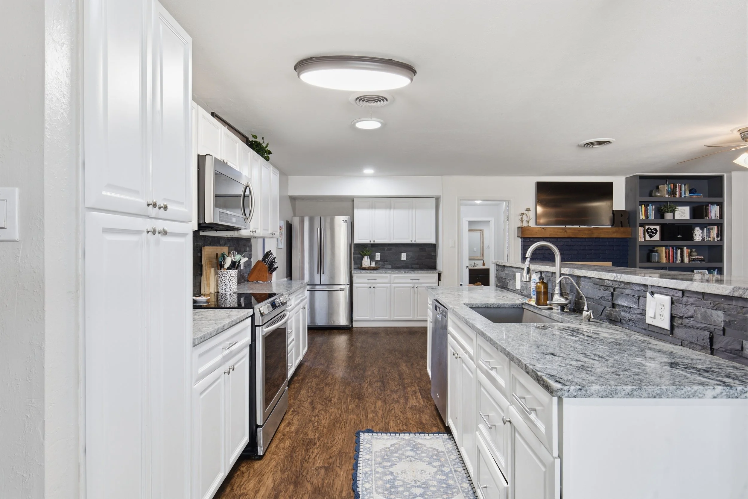 3339_Providence_Drive_Midland_016.jpg