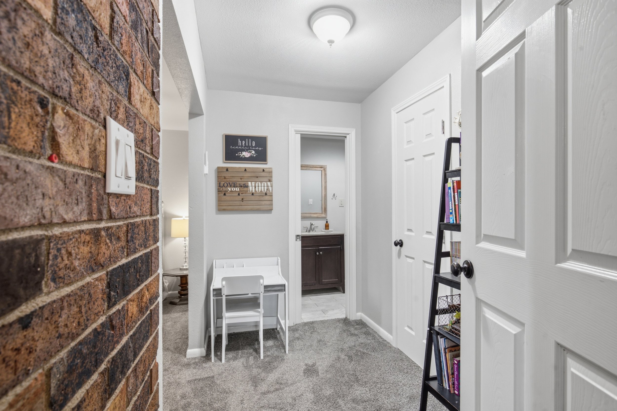 3339_Providence_Drive_Midland_002 (1).jpg