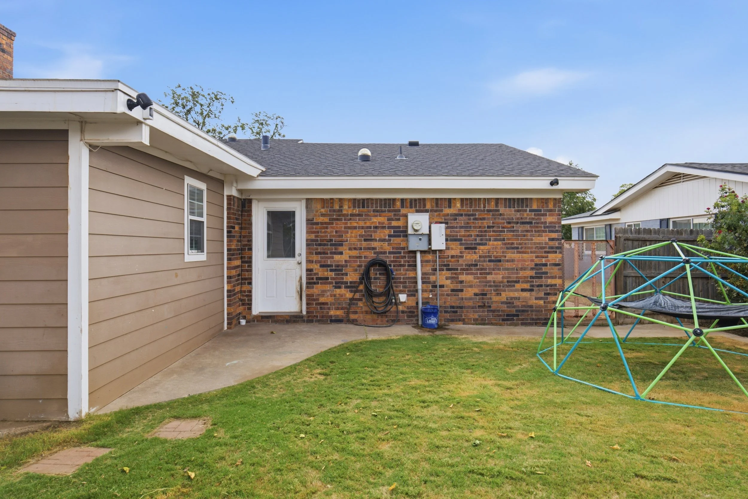 3339_Providence_Drive_Midland_009 (1).jpg