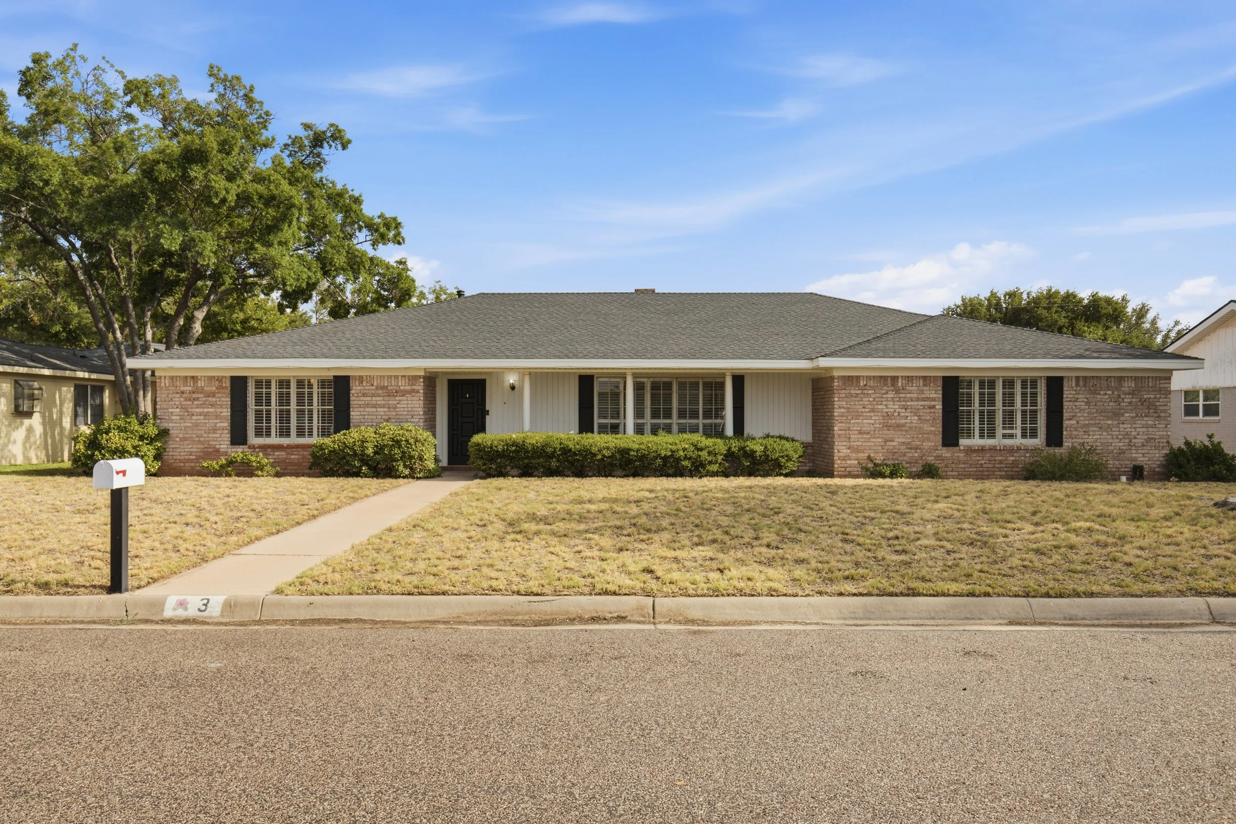 3_Metz_Court_Midland_001.jpg
