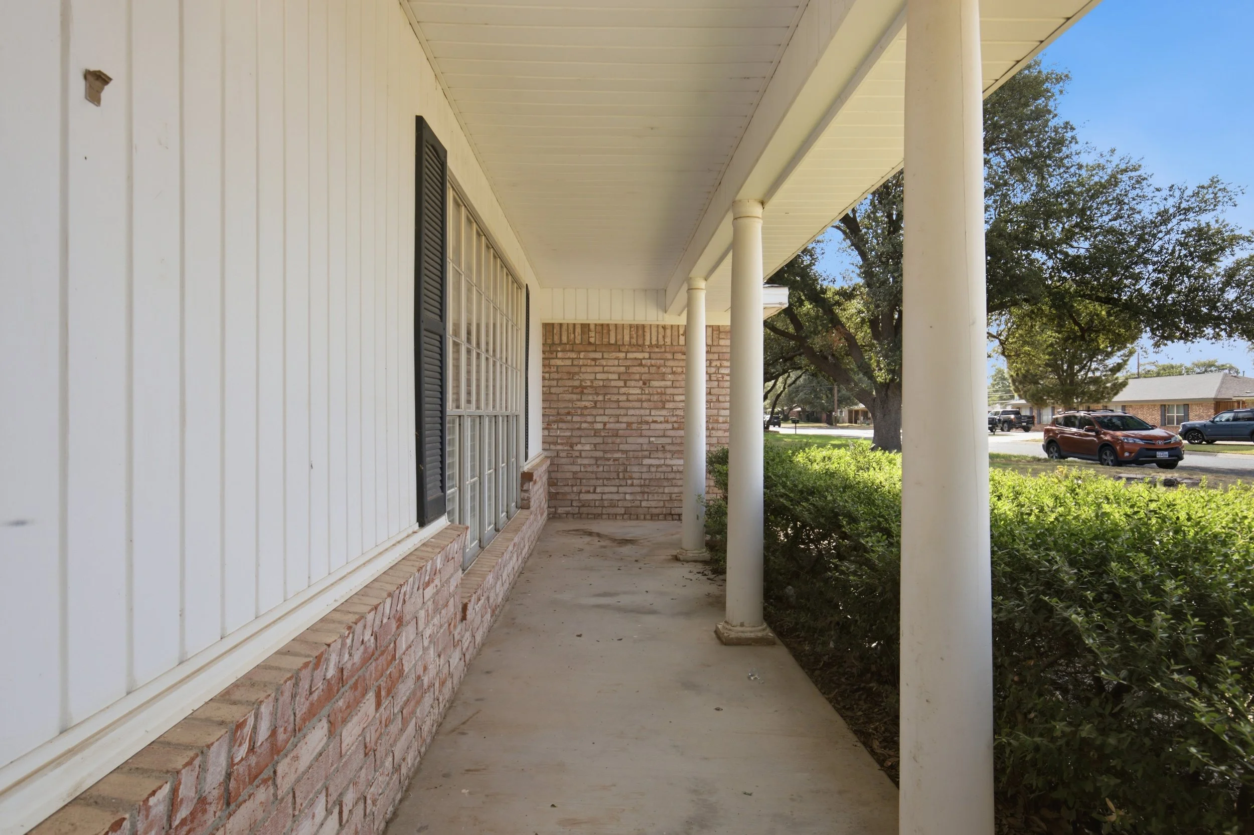 3_Metz_Court_Midland_005.jpg