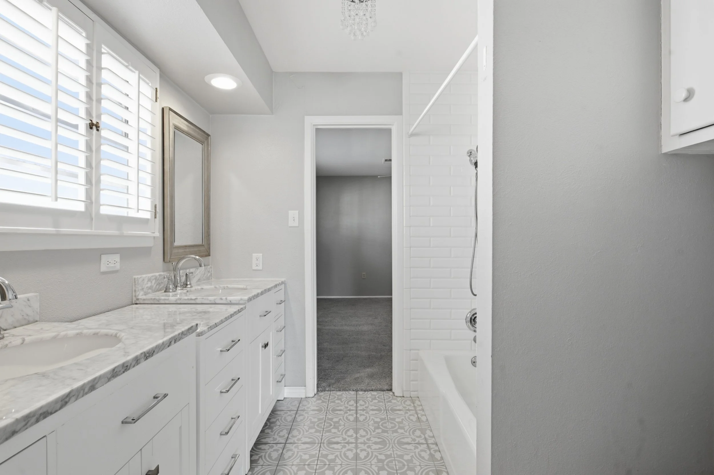 3_Metz_Court_Midland_010.jpg
