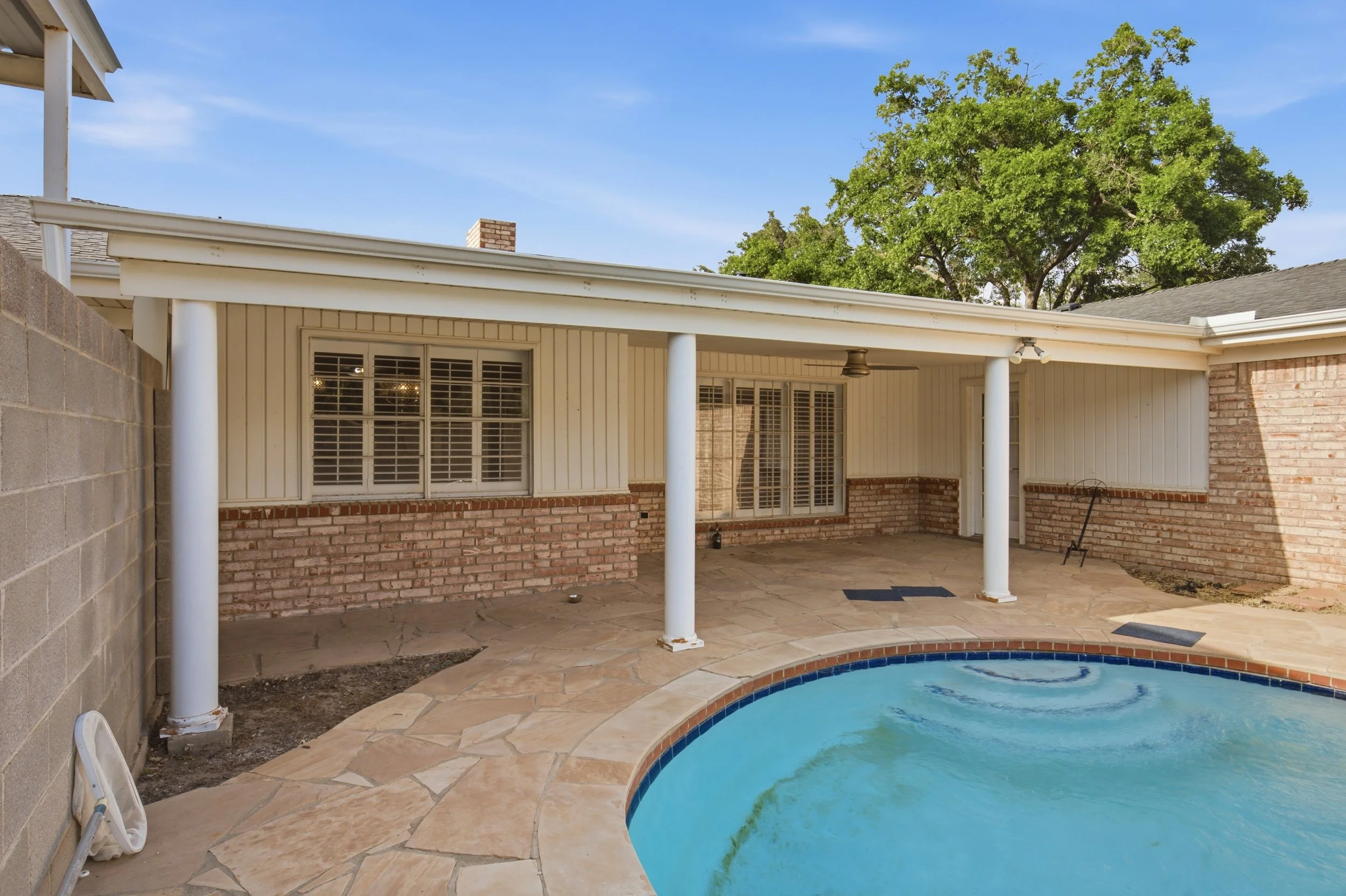 3_Metz_Court_Midland_040.jpg