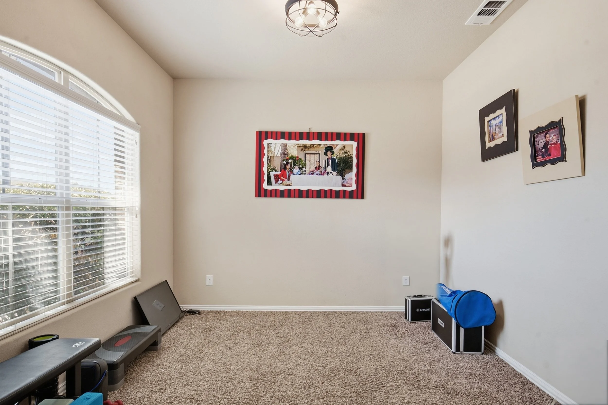 6720_Hall_of_Fame_Boulevard_Midland_001.jpg