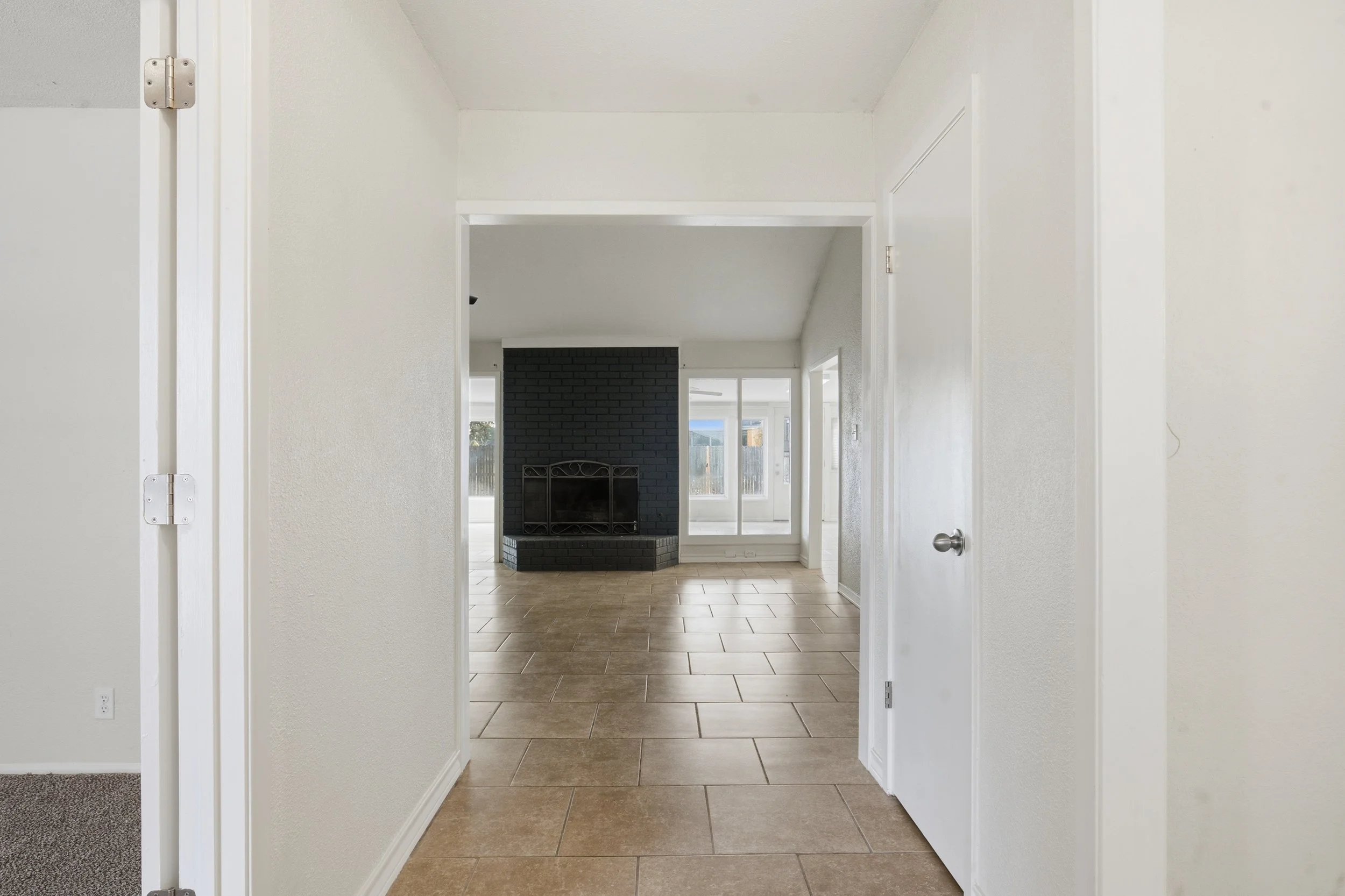 3905_Crestline_Avenue_Midland_001.jpg