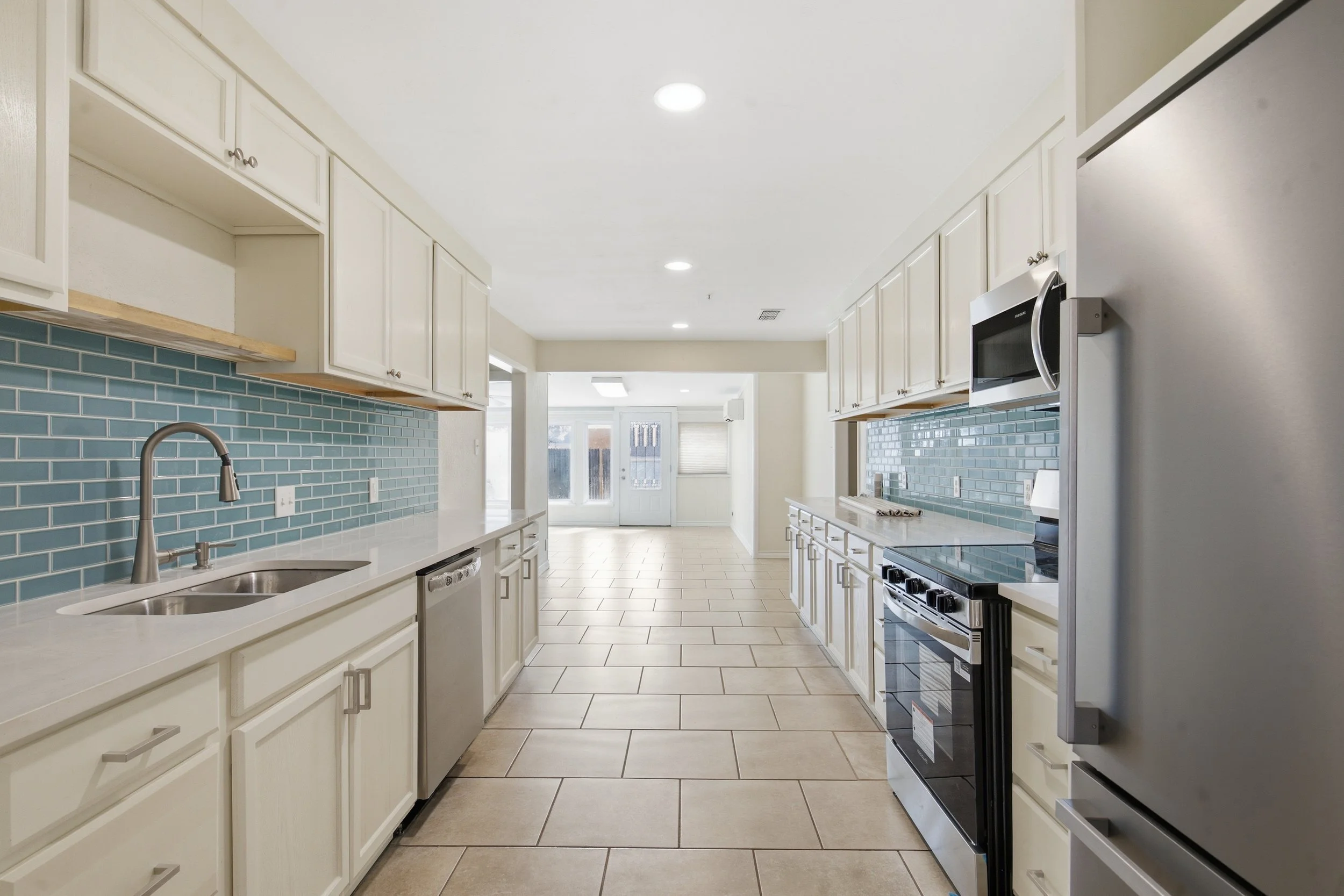 3905_Crestline_Avenue_Midland_006.jpg