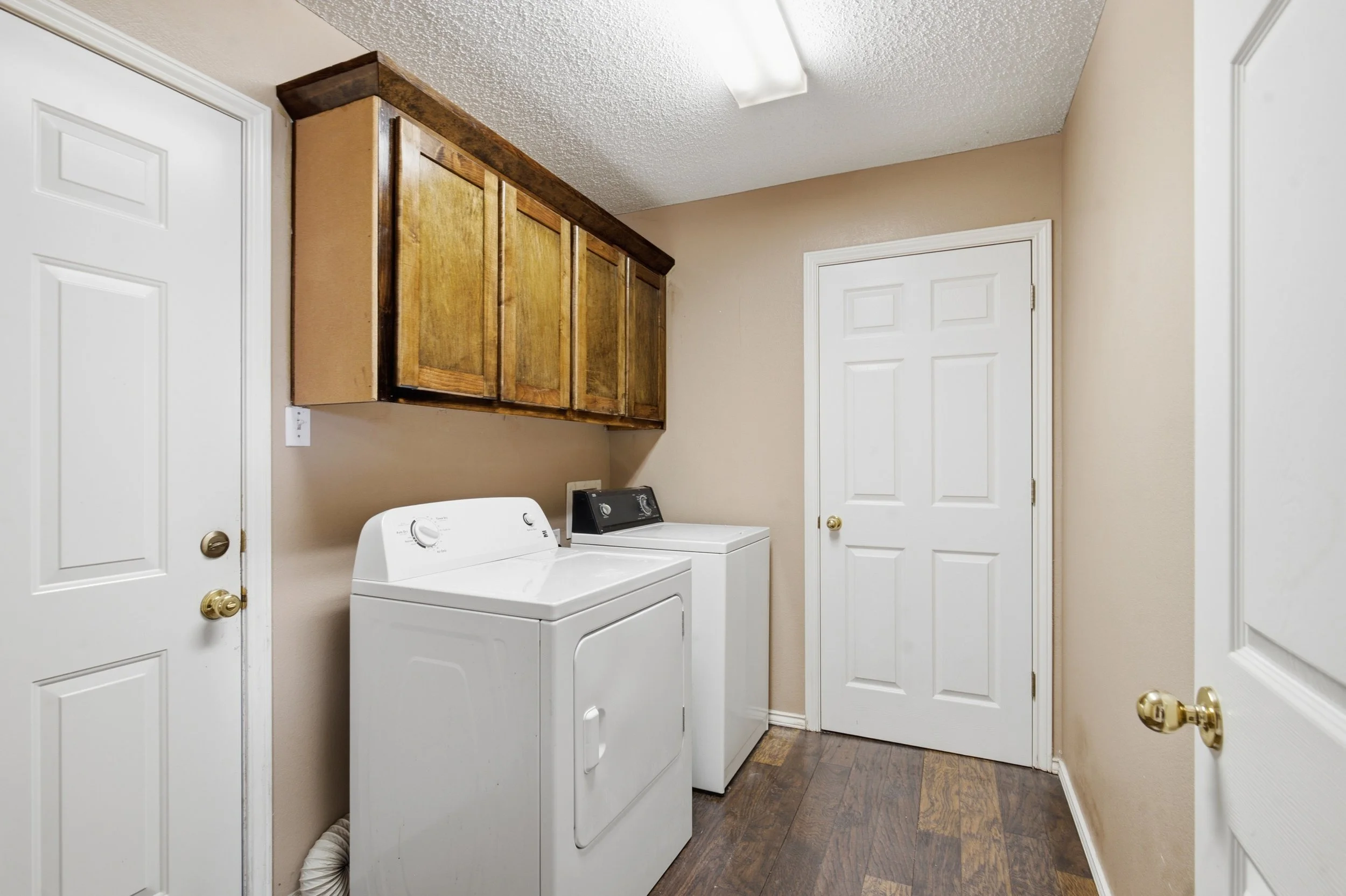 2527_Castleford_Road_Midland_021.jpg