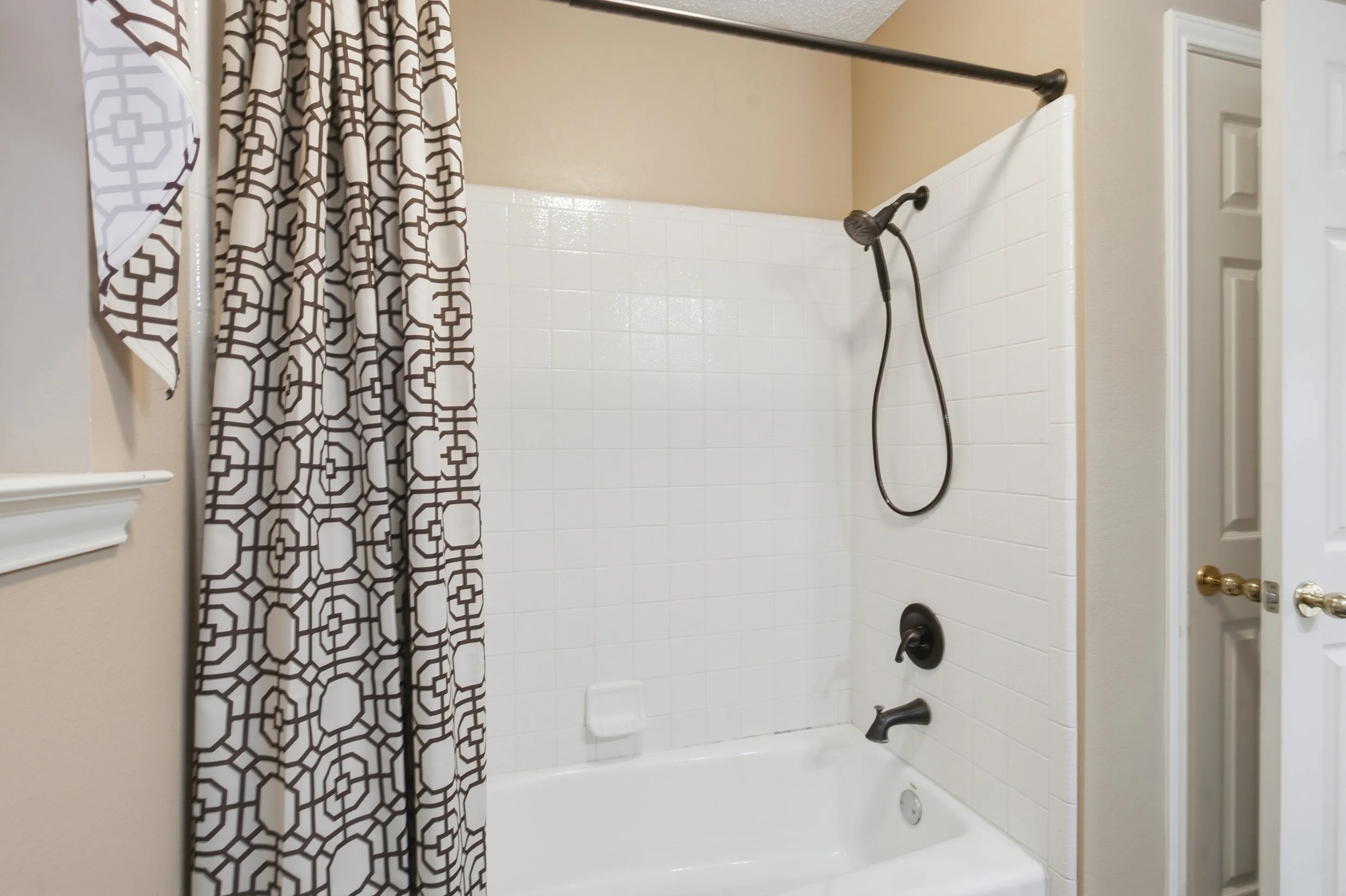 2527_Castleford_Road_Midland_023.jpg