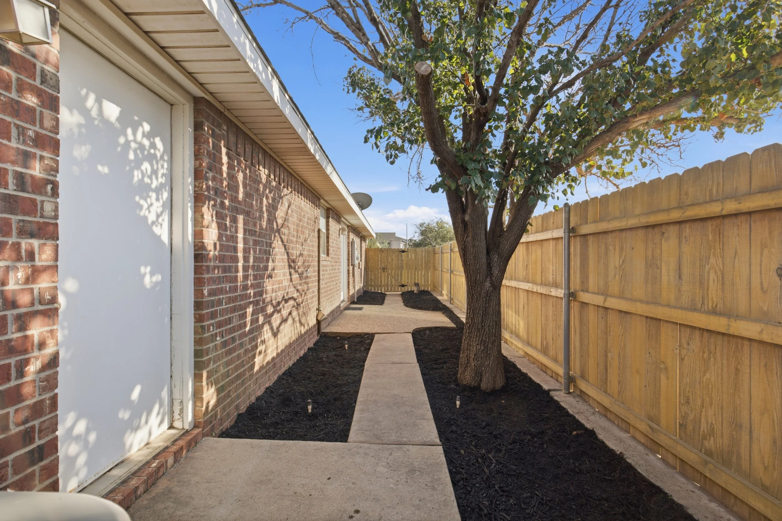 2527_Castleford_Road_Midland_031.jpg