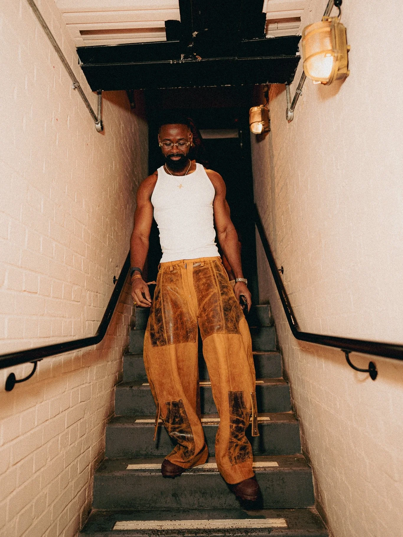 @only1sarz Styled by Me for his London Show at KOKO last week, assisted by @itsnotlerato 🪡

📸: @nanakinq // @mrtmorgan 
📽️: @ec1studio