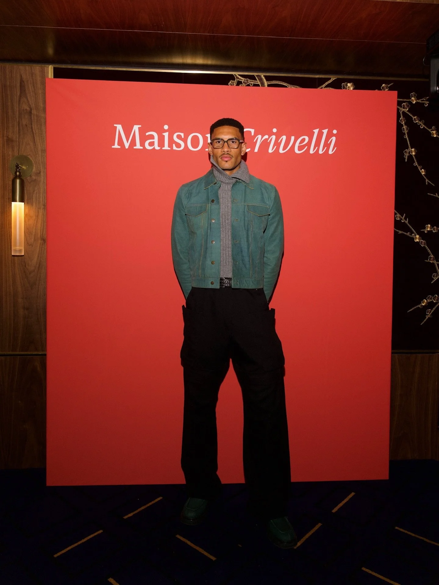 some wardrobe moments with @oshowme 🪡